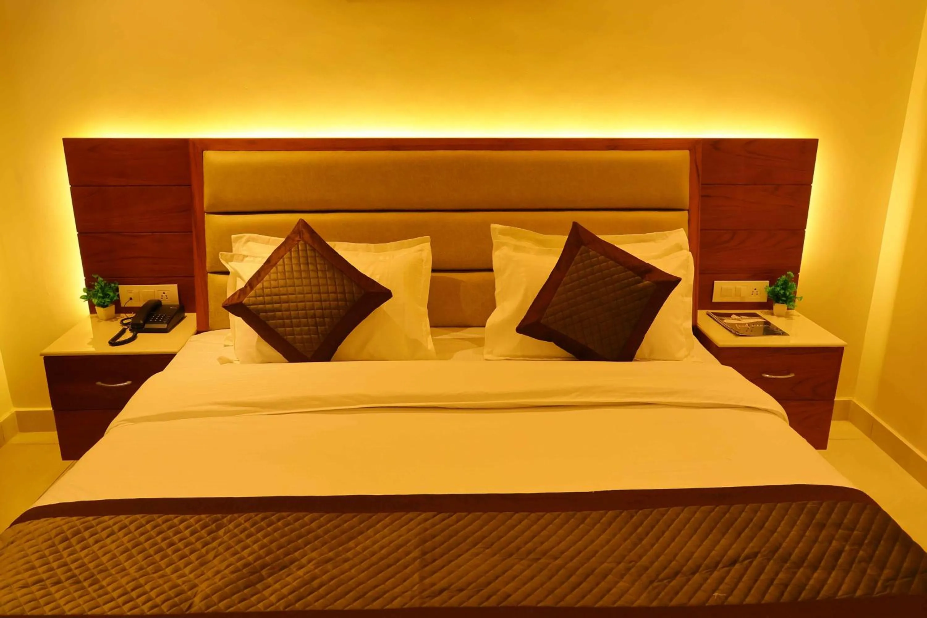 Bed in Sa-Ba Manali Inn, Mall Road