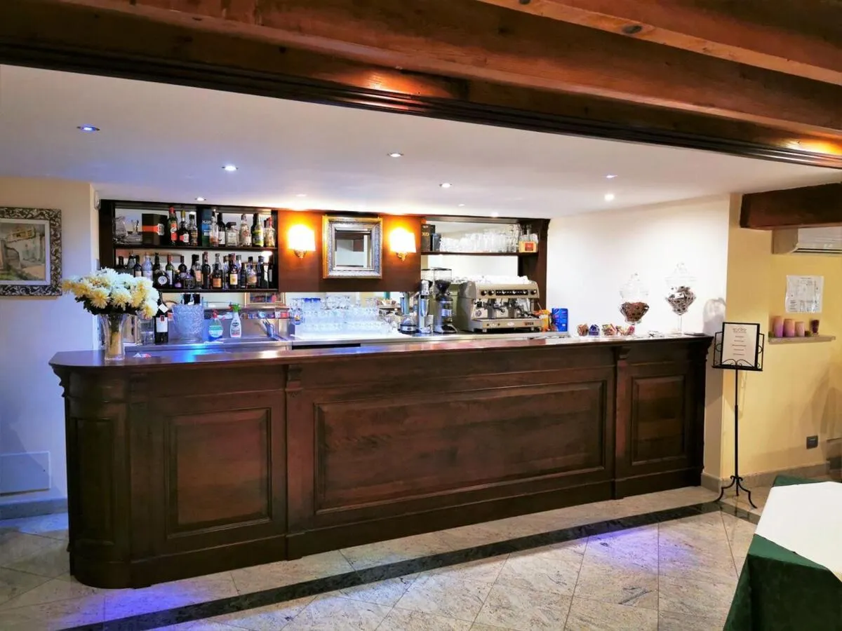 Lounge or bar in Hotel Hieracon