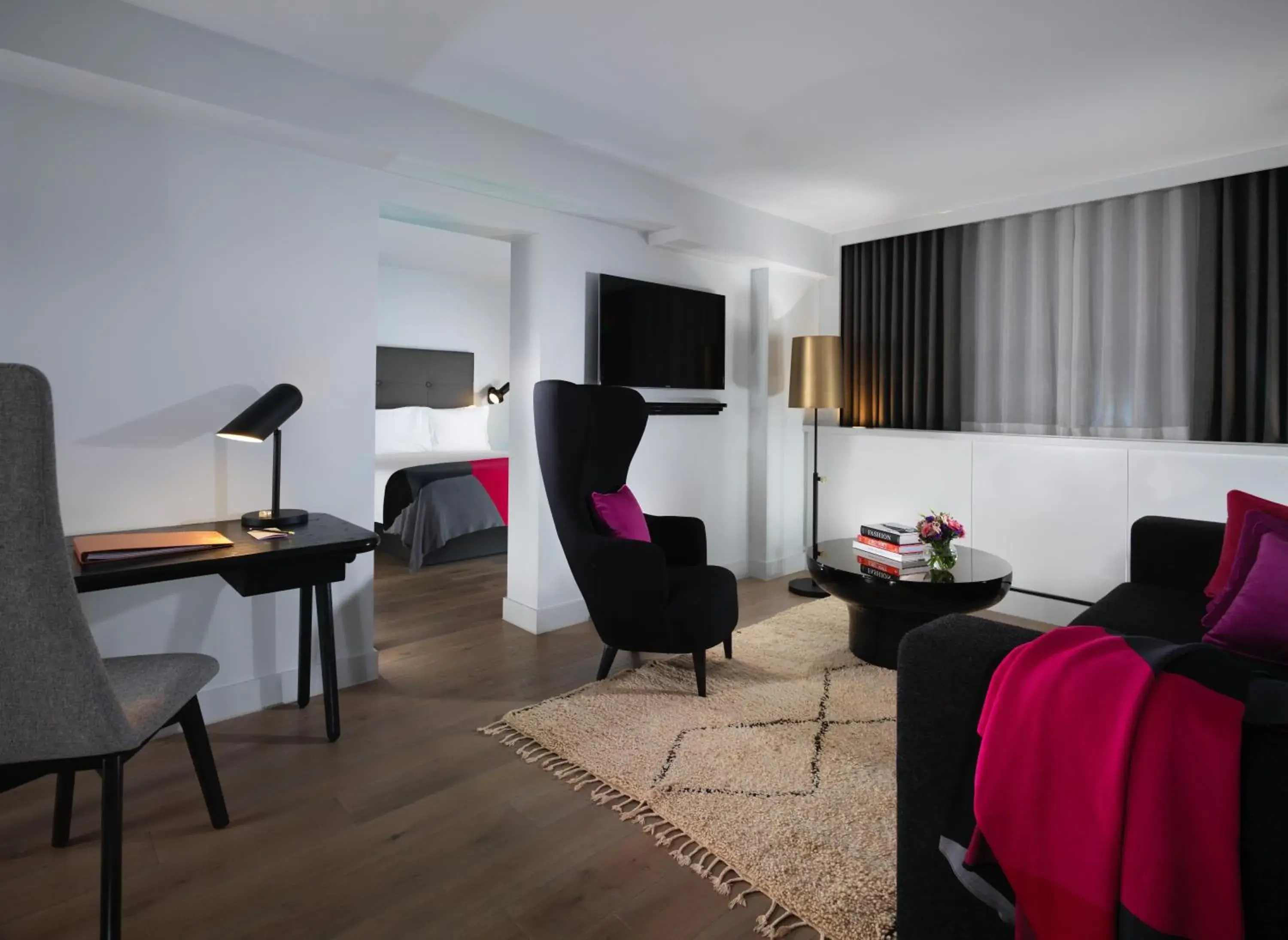 One-Bedroom Suite in Sea Containers London One-Bedroom Suite in Sea Containers London