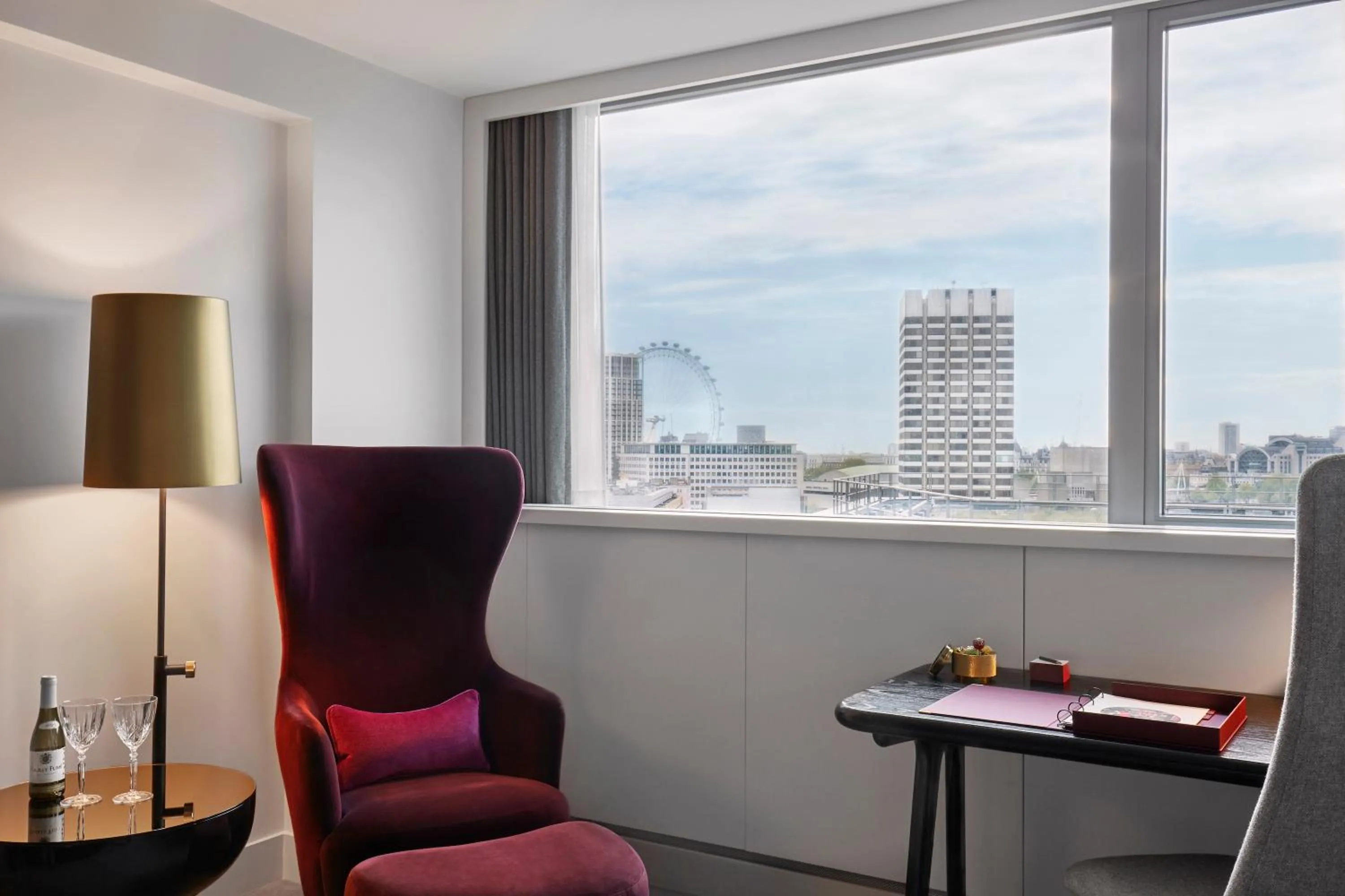 Bedroom in Sea Containers London