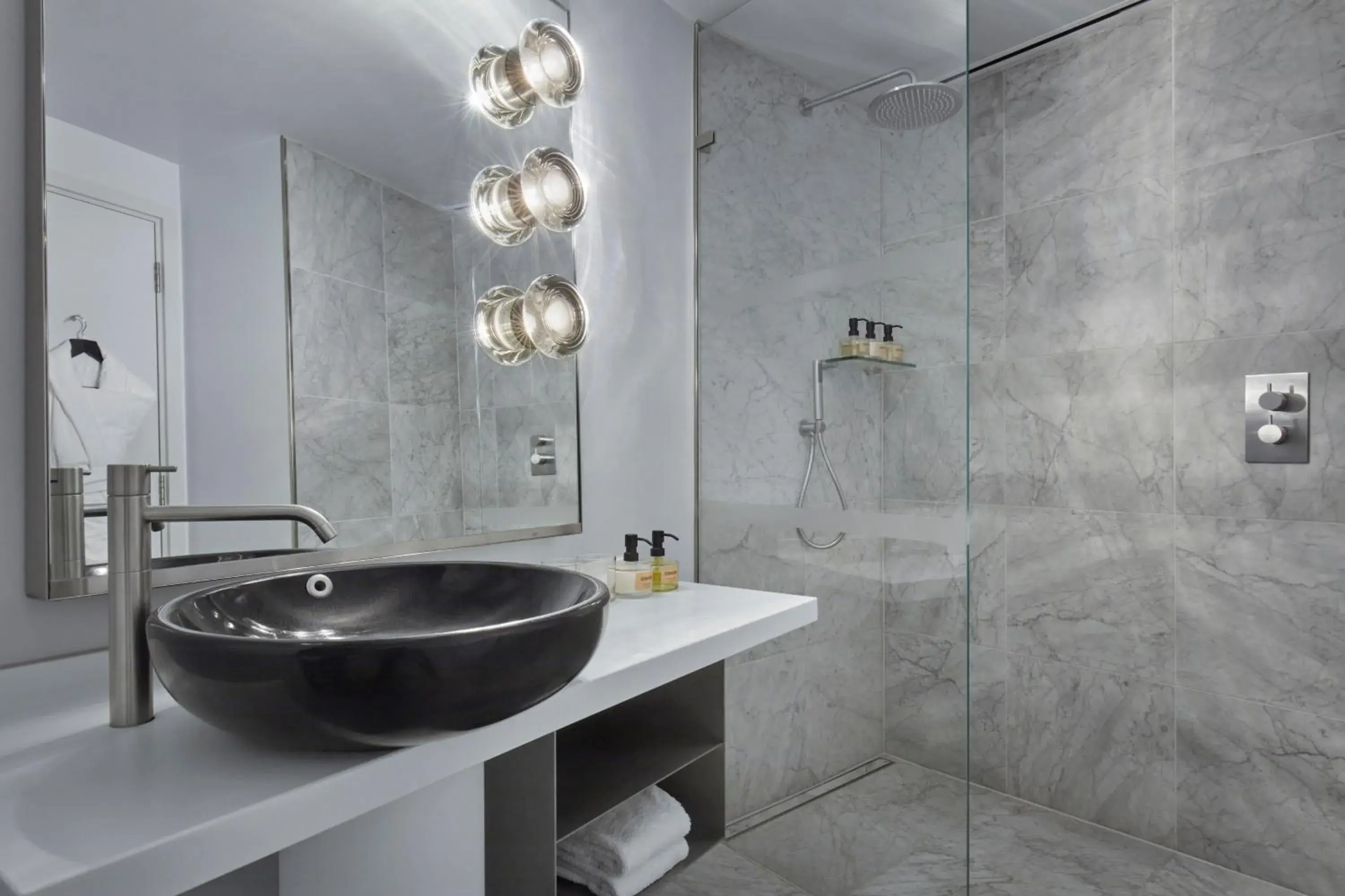 Superior in Sea Containers London Superior in Sea Containers London