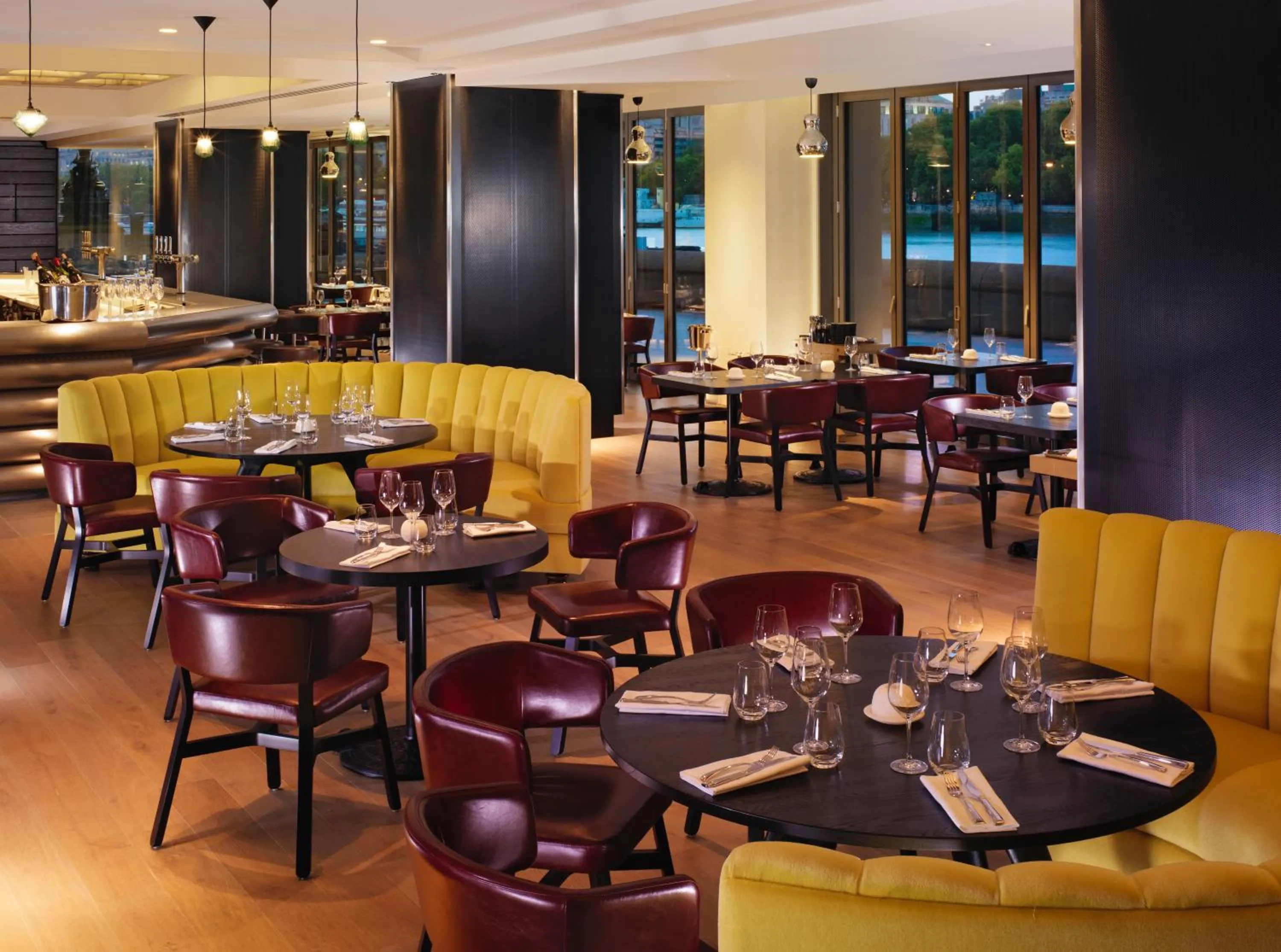 Restaurant/places to eat in Sea Containers London