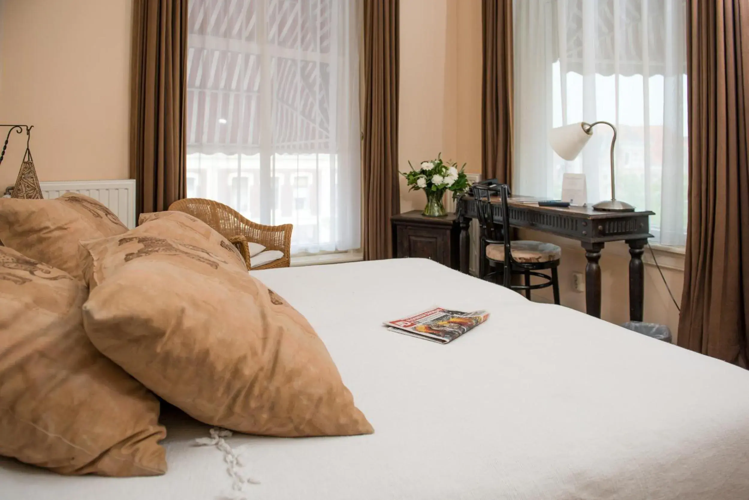 Luxury Double Room in City Hotel Nieuw Minerva Leiden Luxury Double Room in City Hotel Nieuw Minerva Leiden