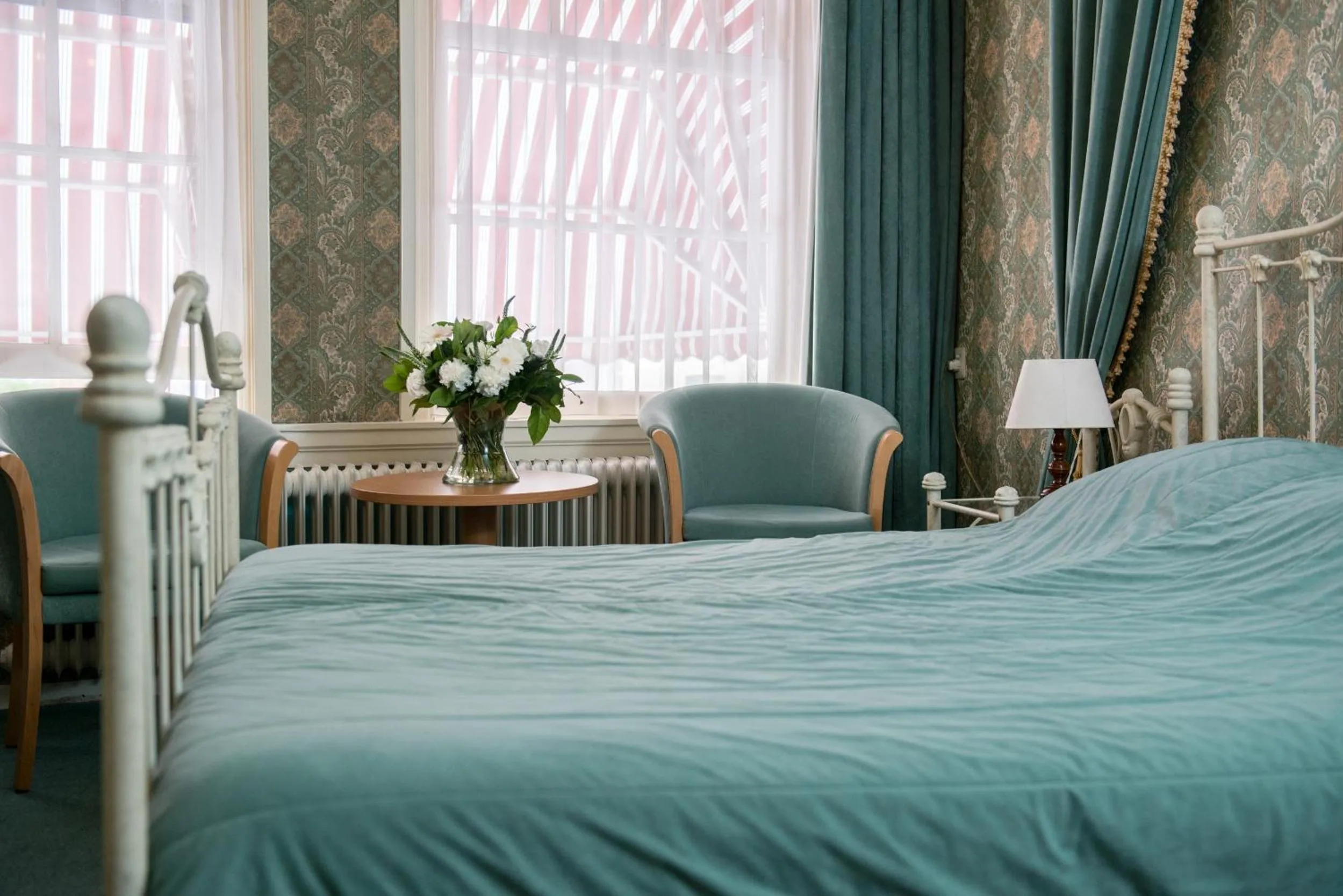 Photo of the whole room in City Hotel Nieuw Minerva Leiden