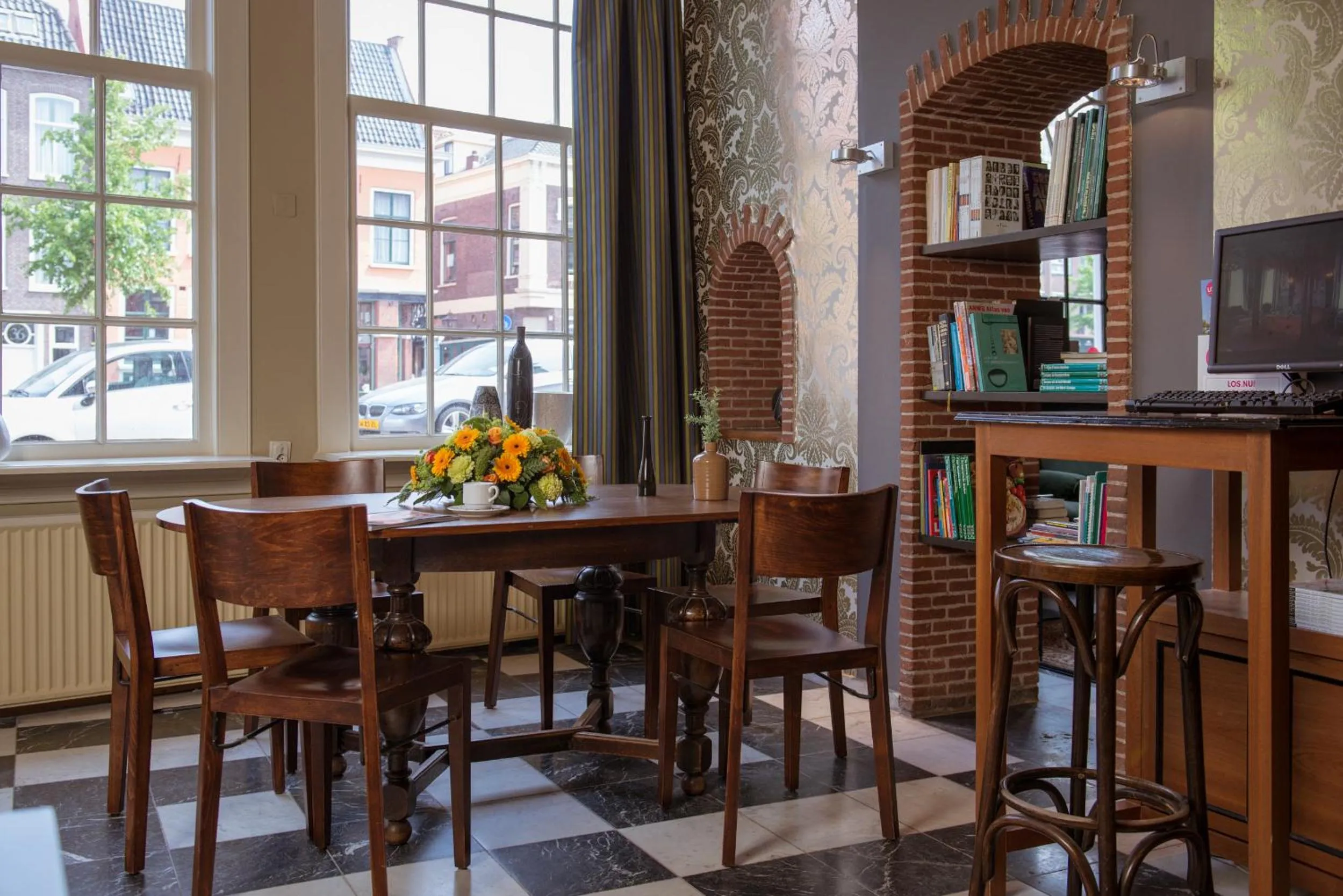 Restaurant/places to eat in City Hotel Nieuw Minerva Leiden