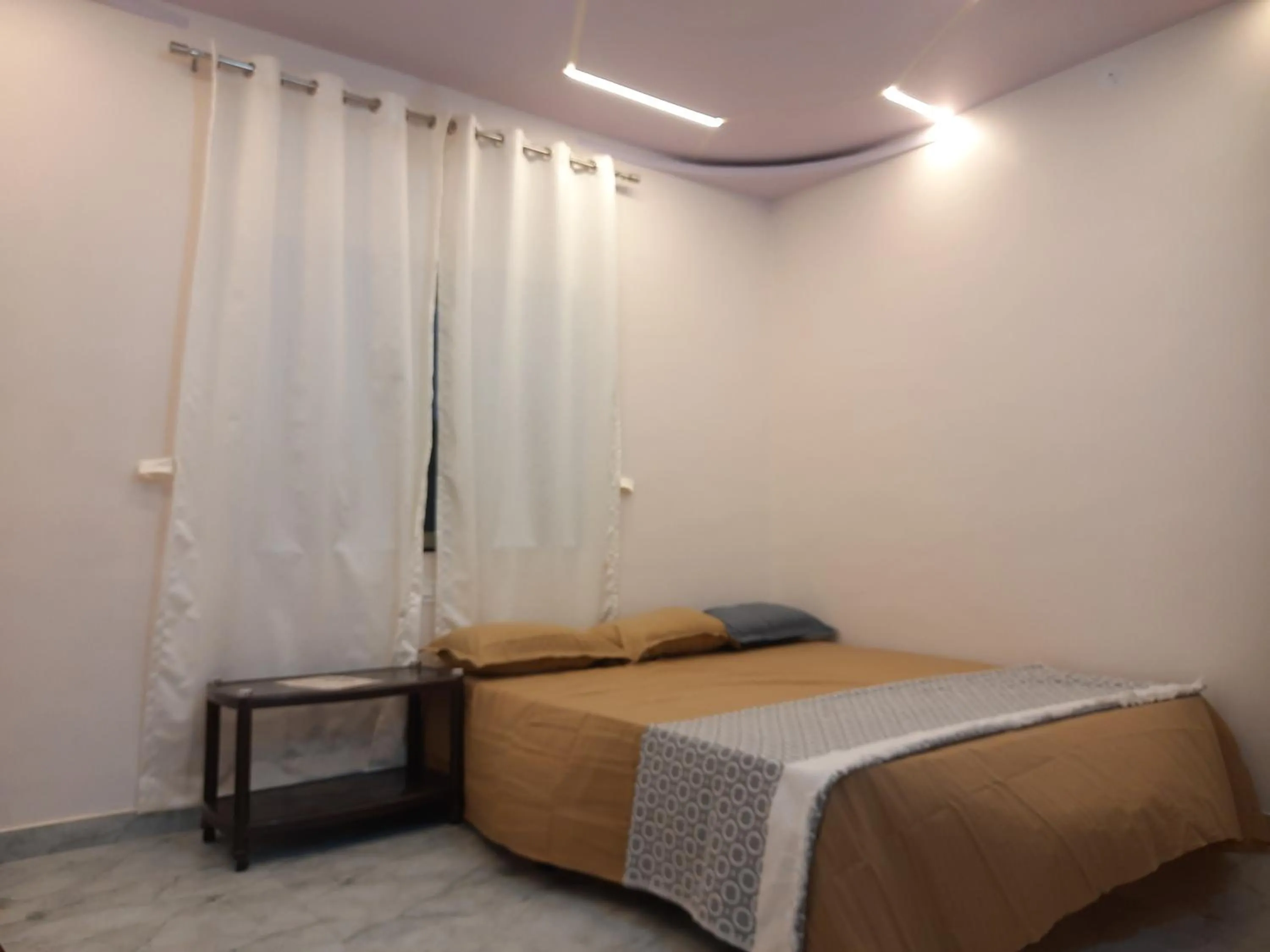Shriguru Guest House Akkalkot