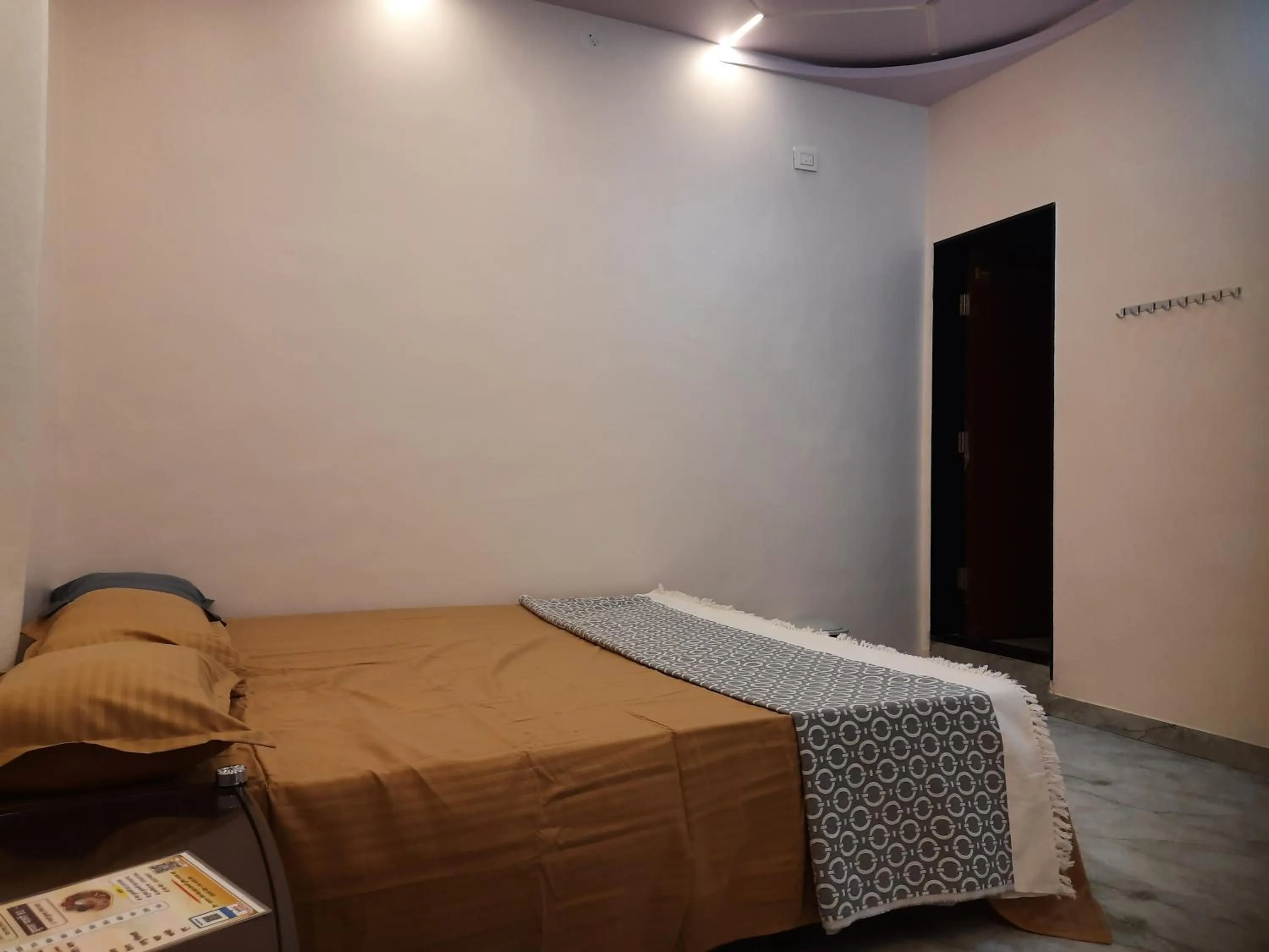 Shriguru Guest House Akkalkot