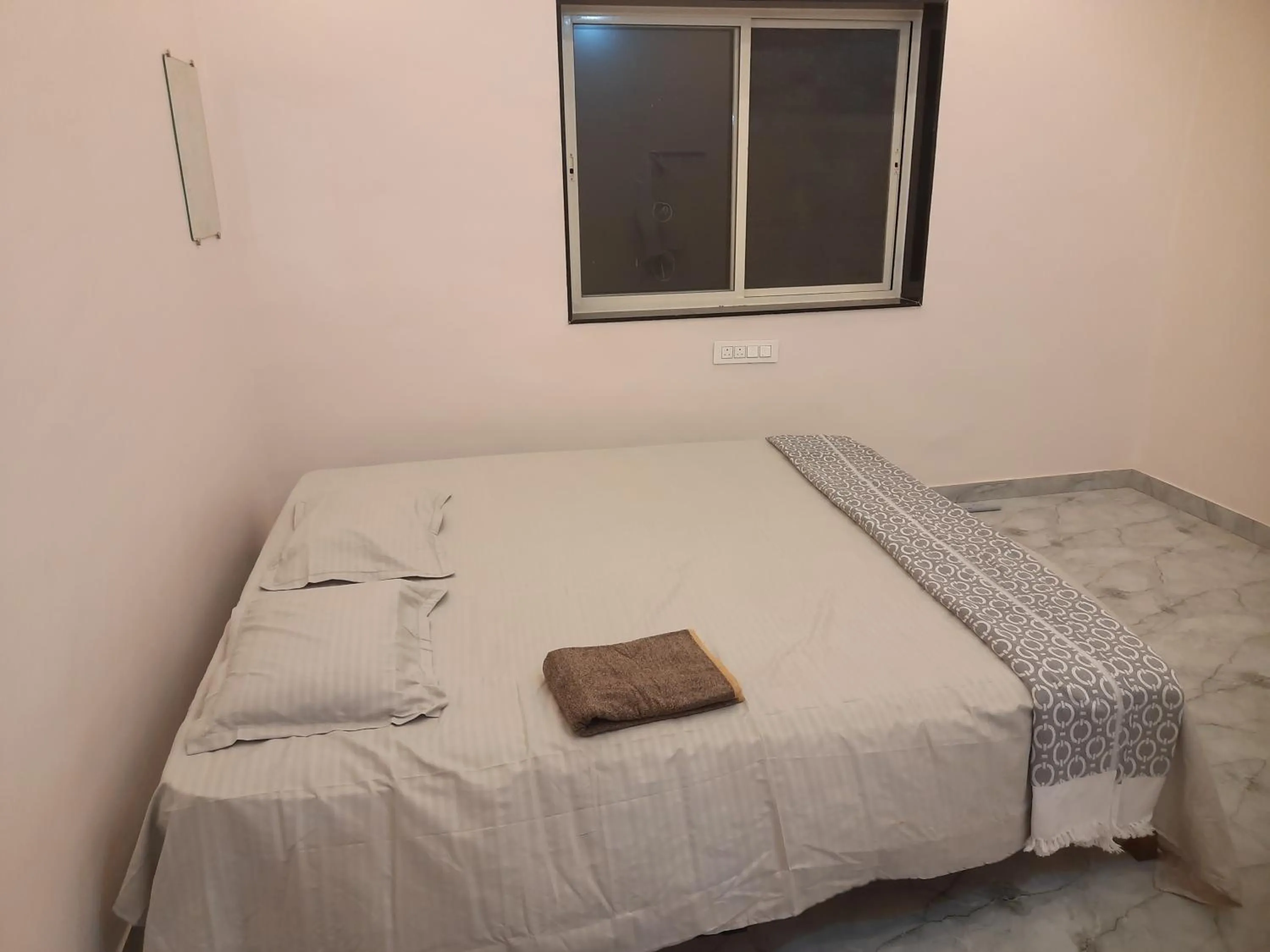 Shriguru Guest House Akkalkot