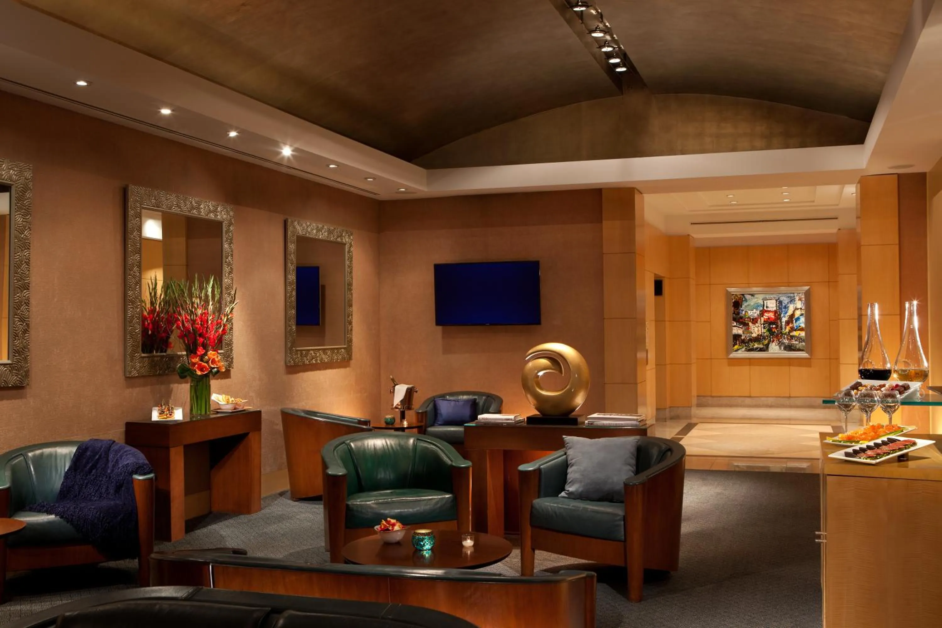 Restaurant/places to eat in Millennium Premier Hotel New York Times Square