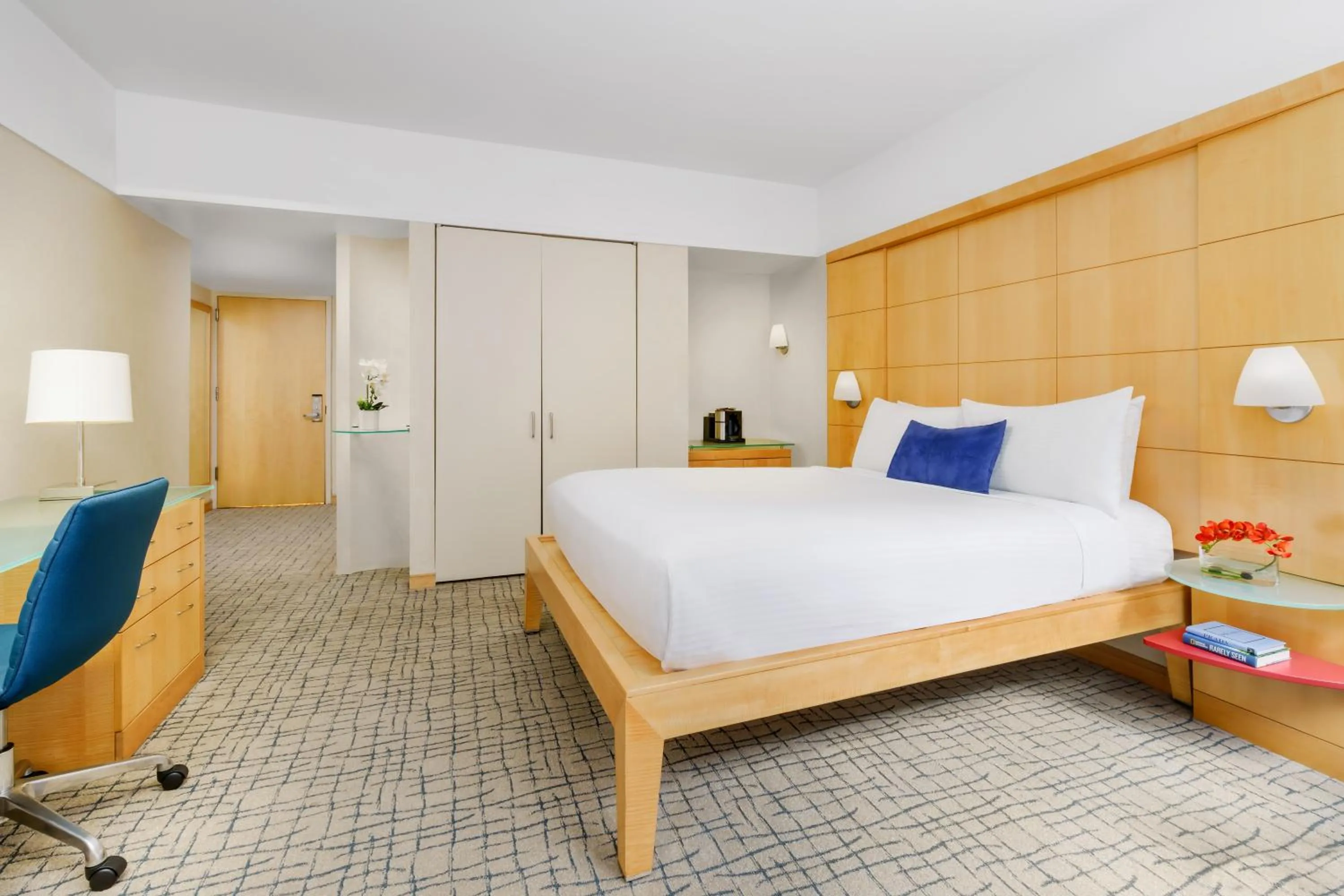 Bedroom, Bed in Millennium Premier Hotel New York Times Square