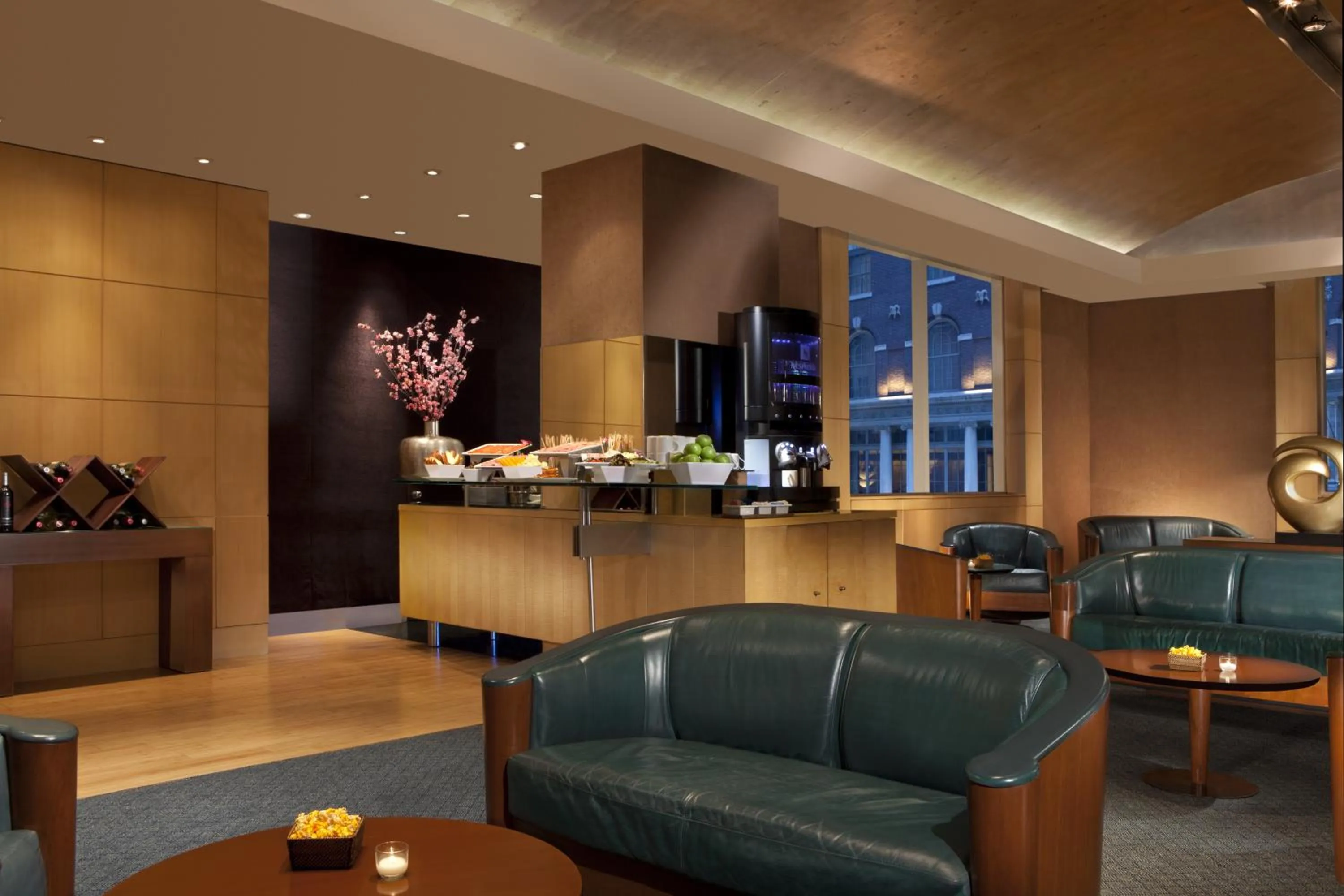 Restaurant/places to eat in Millennium Premier Hotel New York Times Square