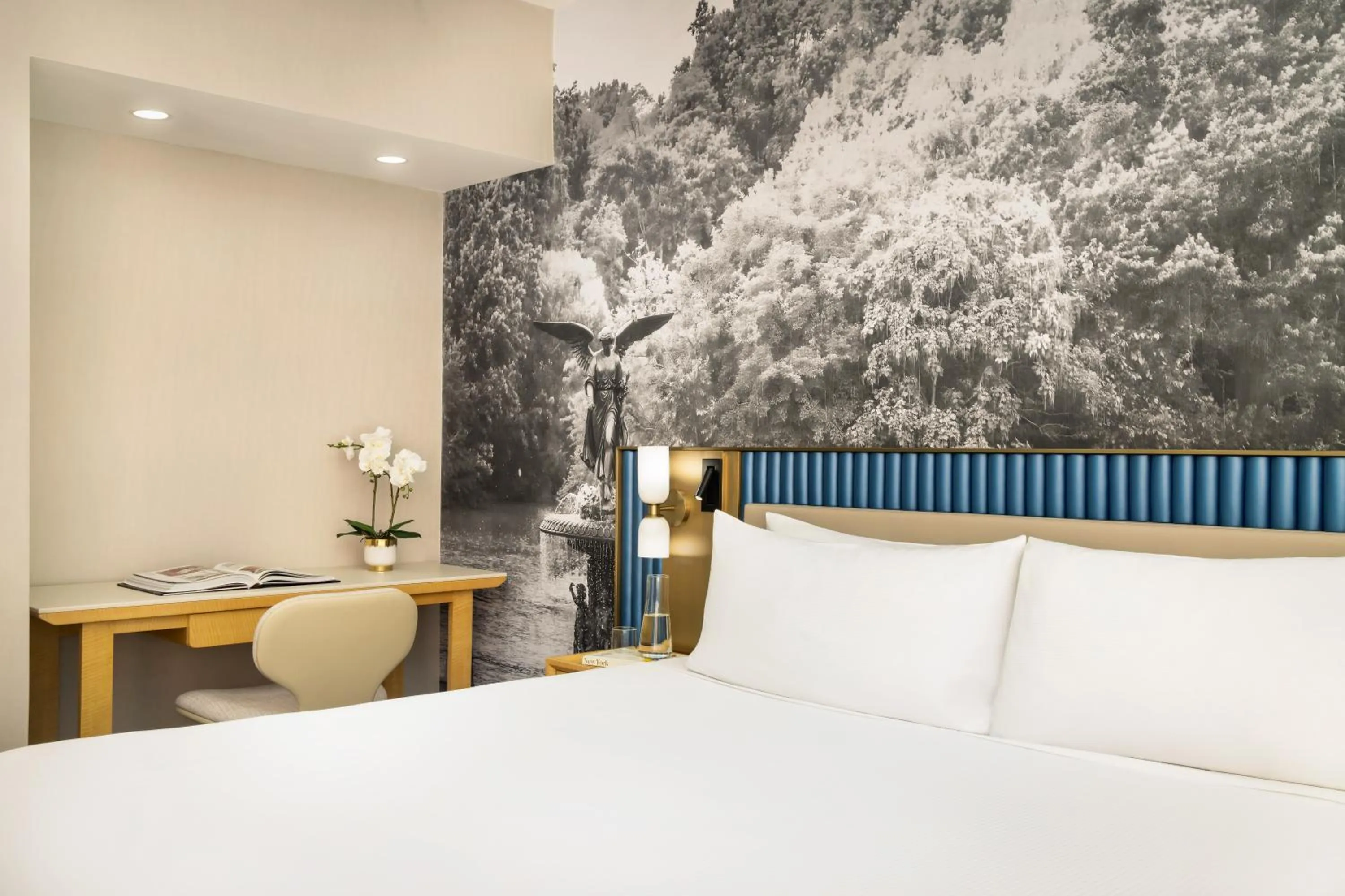 Bed in Millennium Premier Hotel New York Times Square