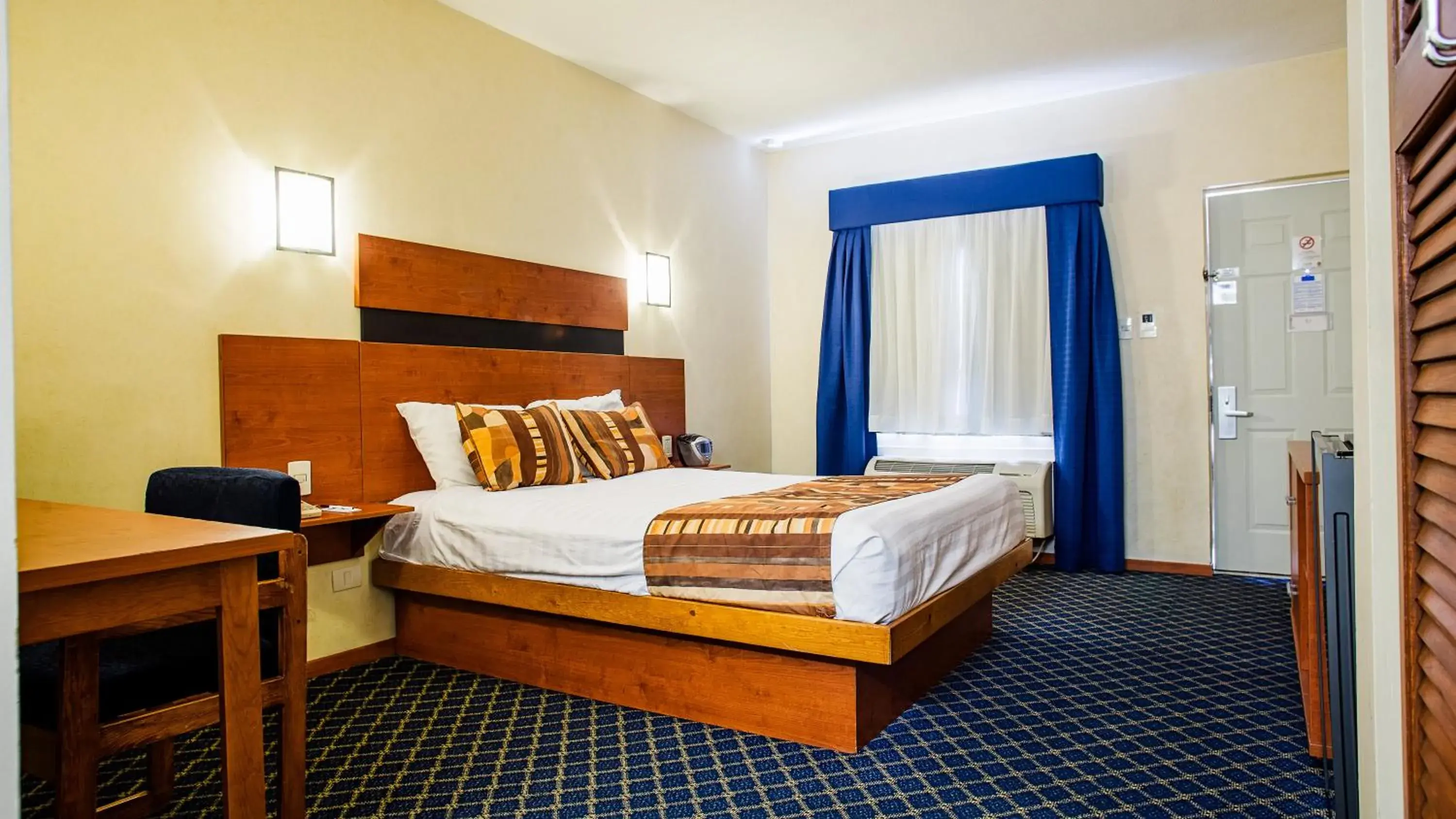 Double Room in American Inn Hotel & Suites Delicias Double Room in American Inn Hotel & Suites Delicias