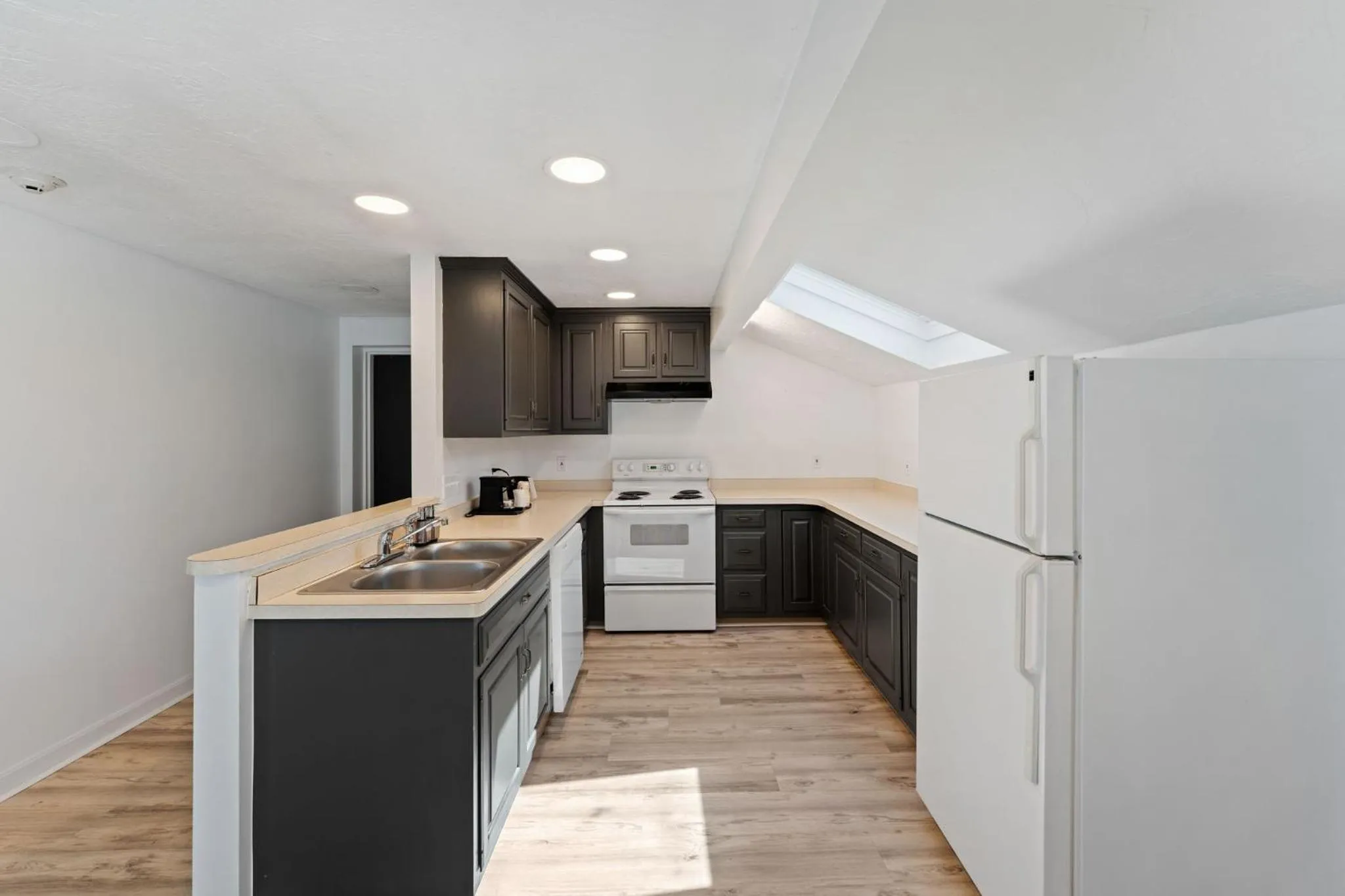 Kitchen or kitchenette in Pilgrim Sands on Long Beach