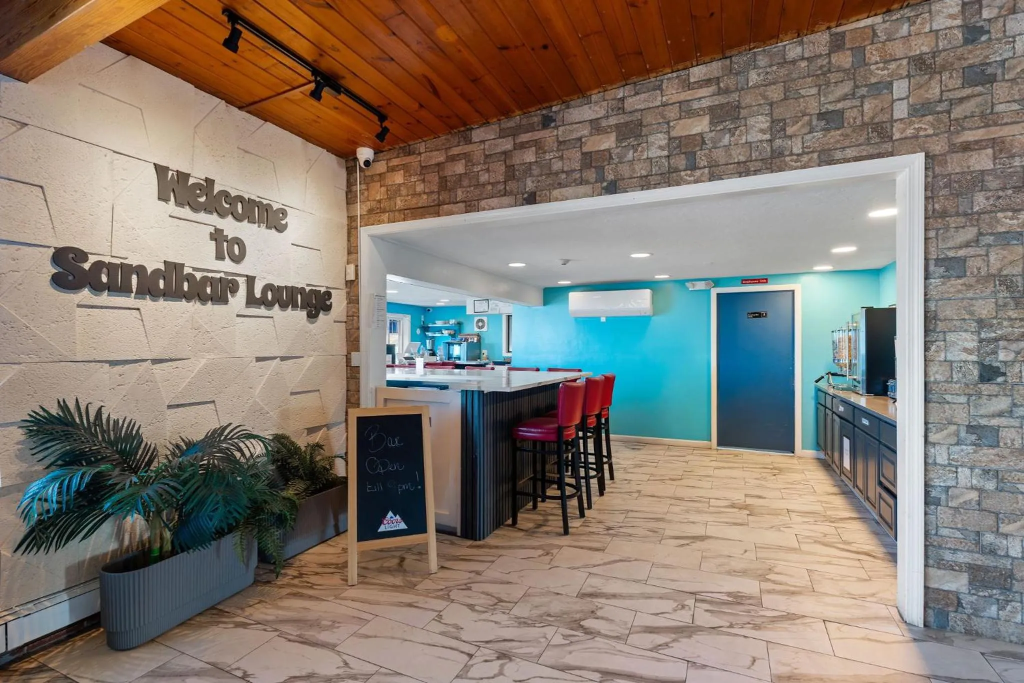 Lounge or bar in Pilgrim Sands on Long Beach