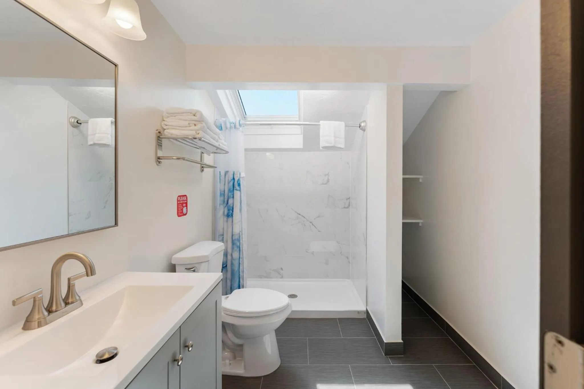 Bathroom in Pilgrim Sands on Long Beach