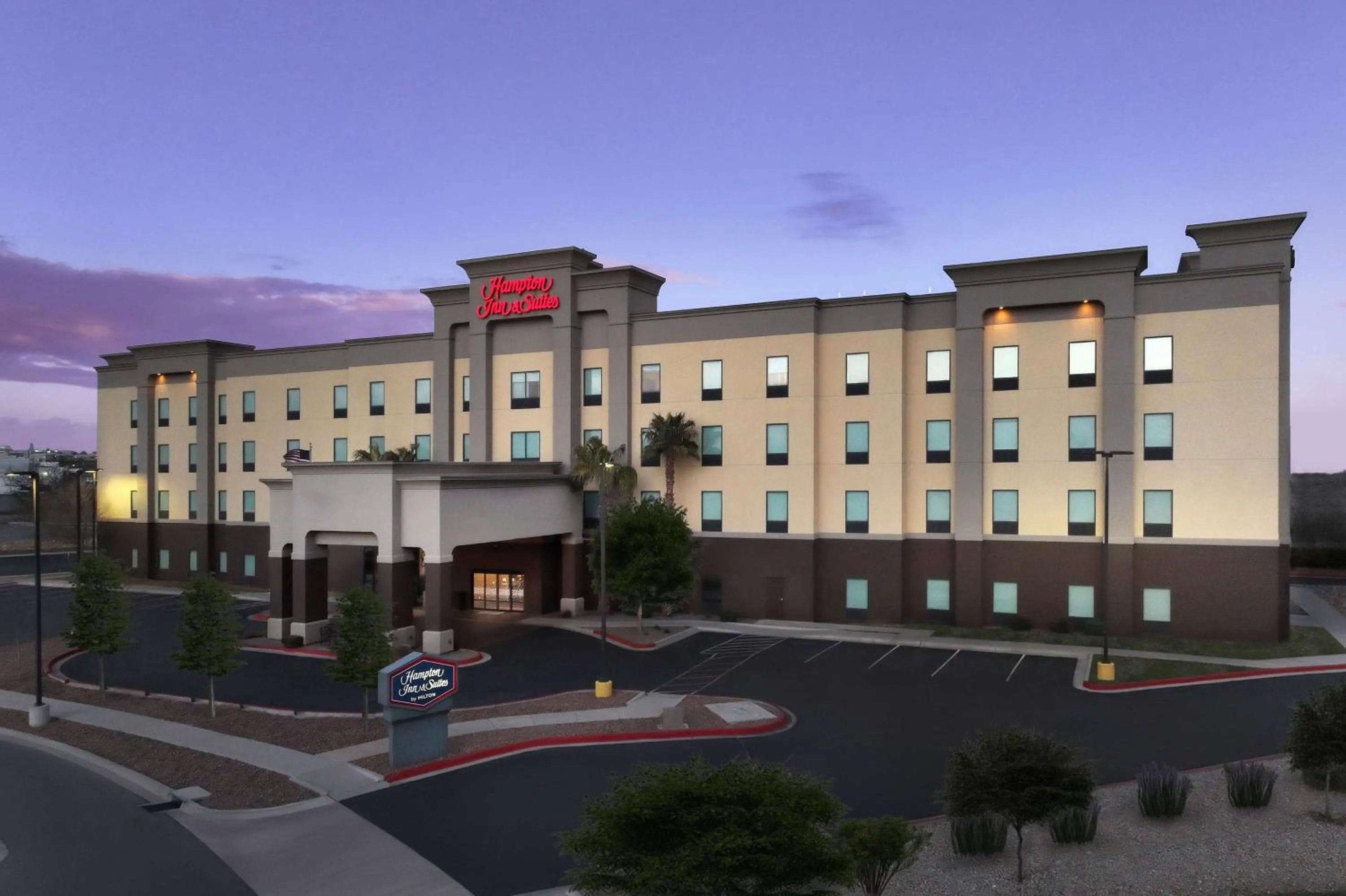 Property building in Hampton Inn & Suites El Paso/East