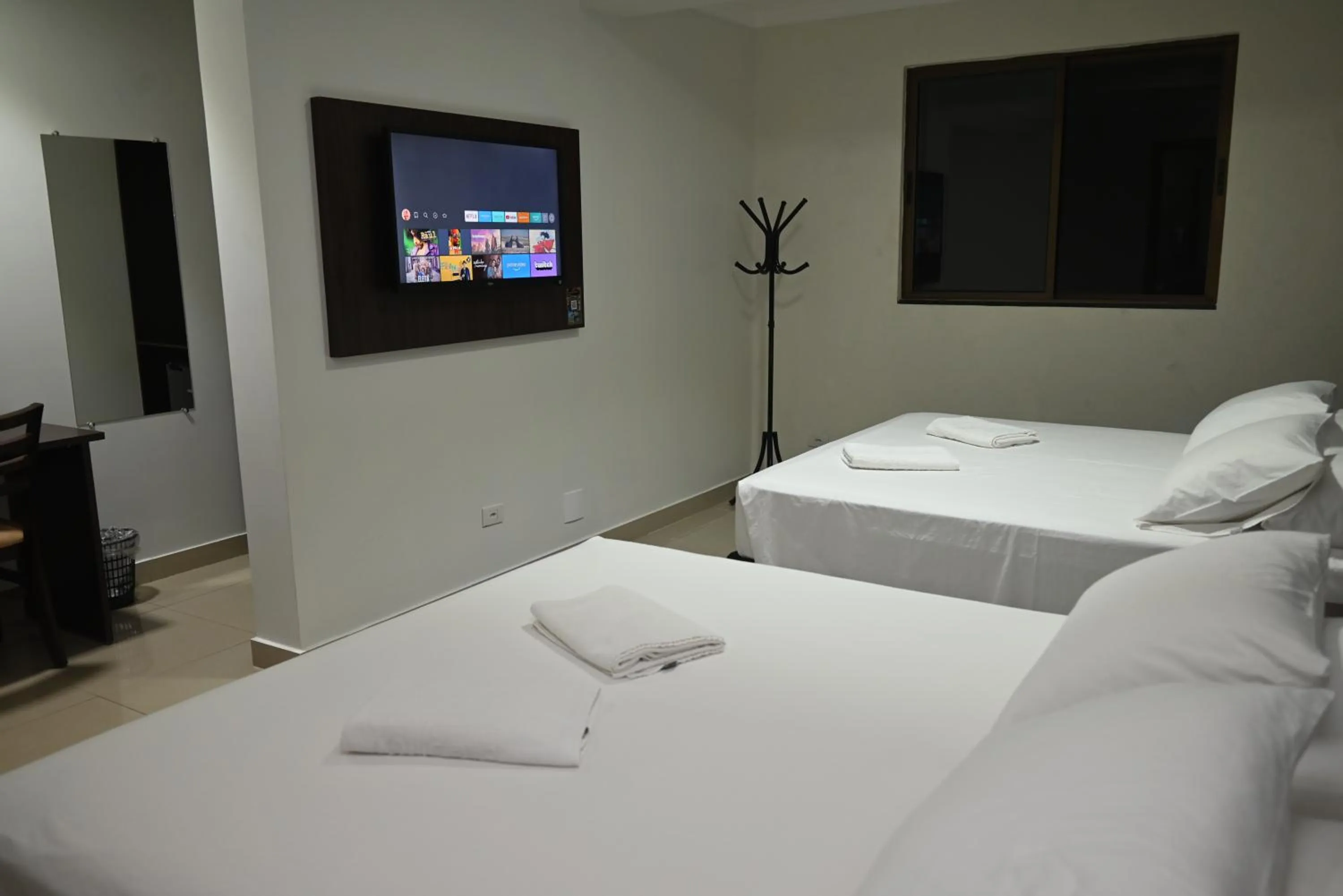 Bed in Master Gold Hotel Express