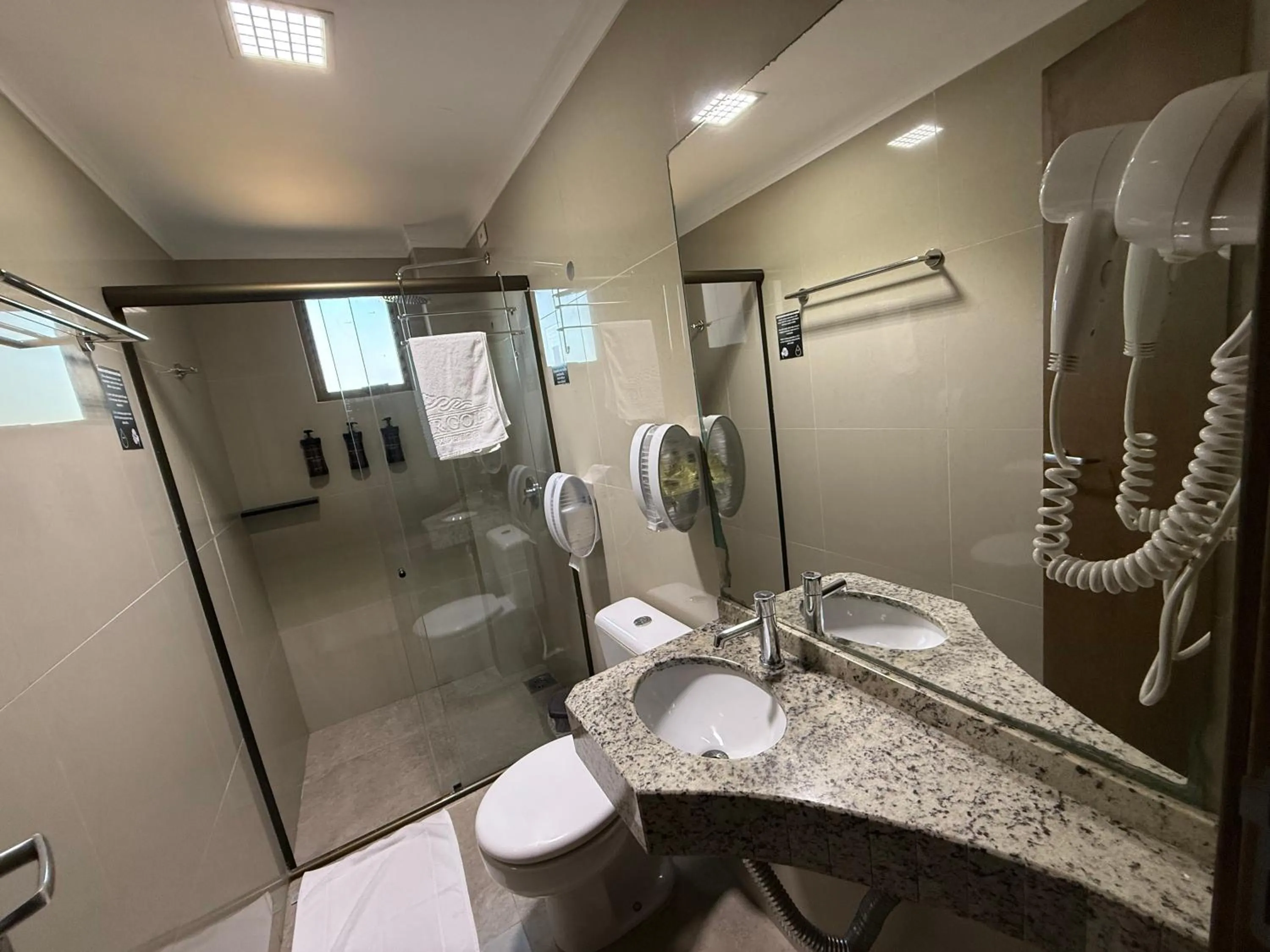 Bathroom in Master Gold Hotel Express