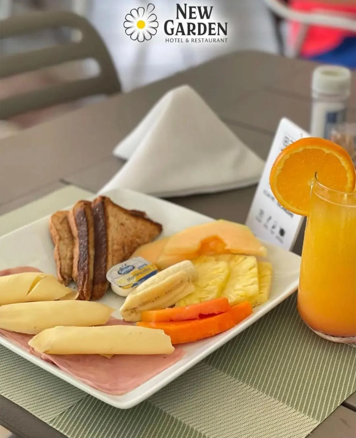 Breakfast in New Garden Hotel