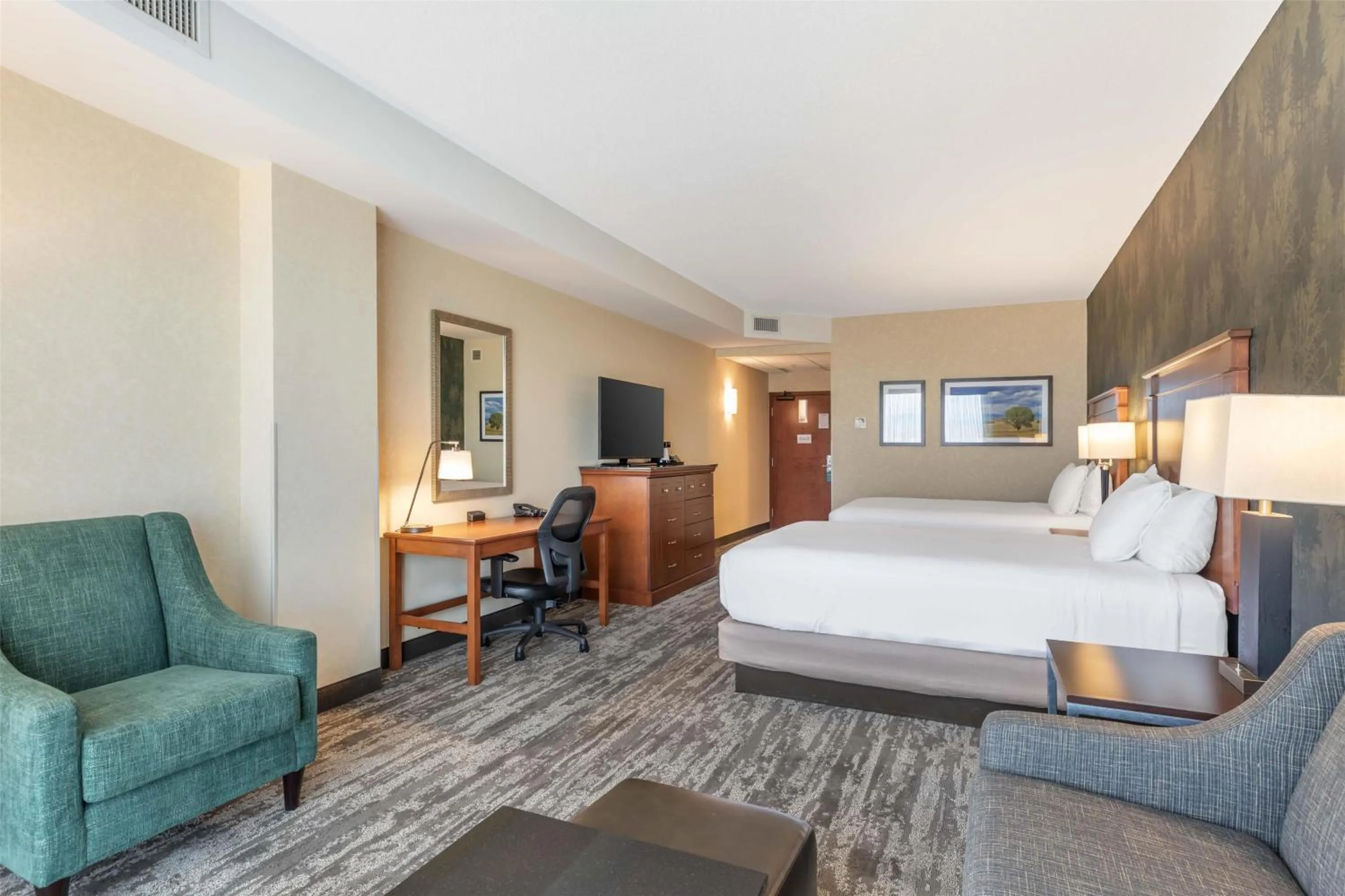 Bedroom, Bed in Drury Plaza Hotel Denver Central Park