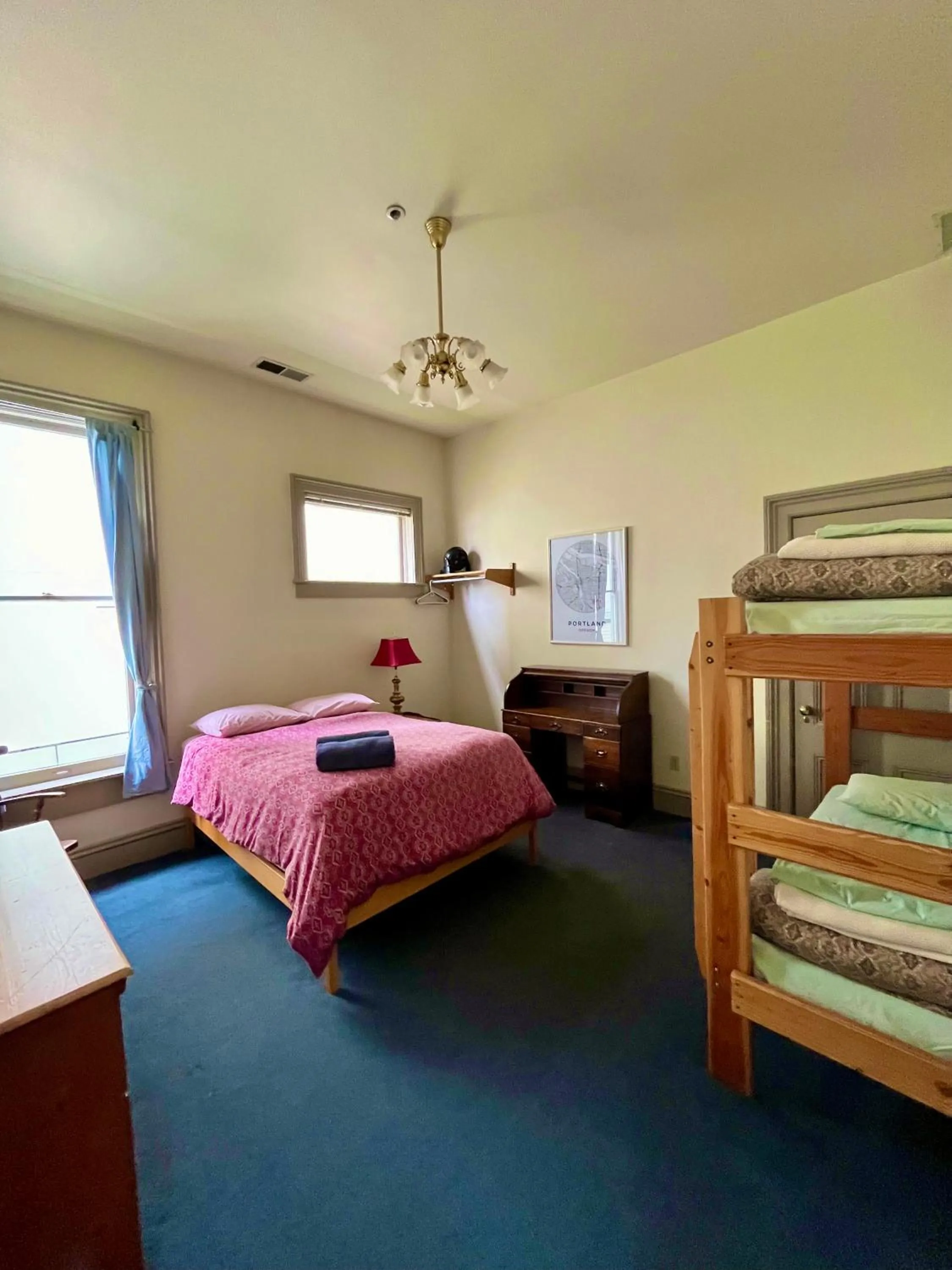 Bed in Northwest Portland Hostel