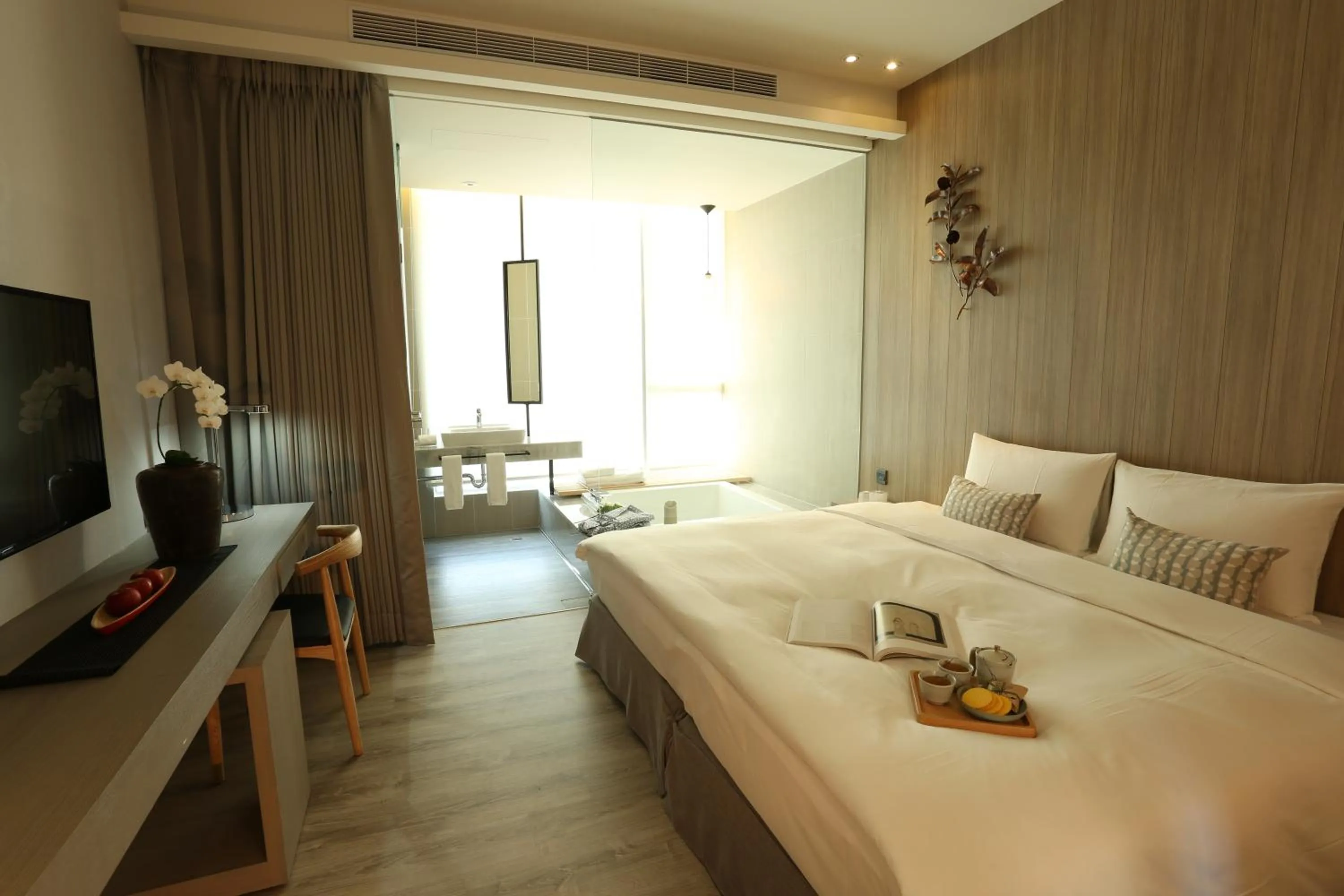 Bedroom, Bed in Hotel Day Plus Teascape