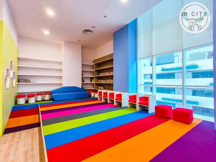 Kids's club, Bed in Pine Tree Suites by RR JBcity