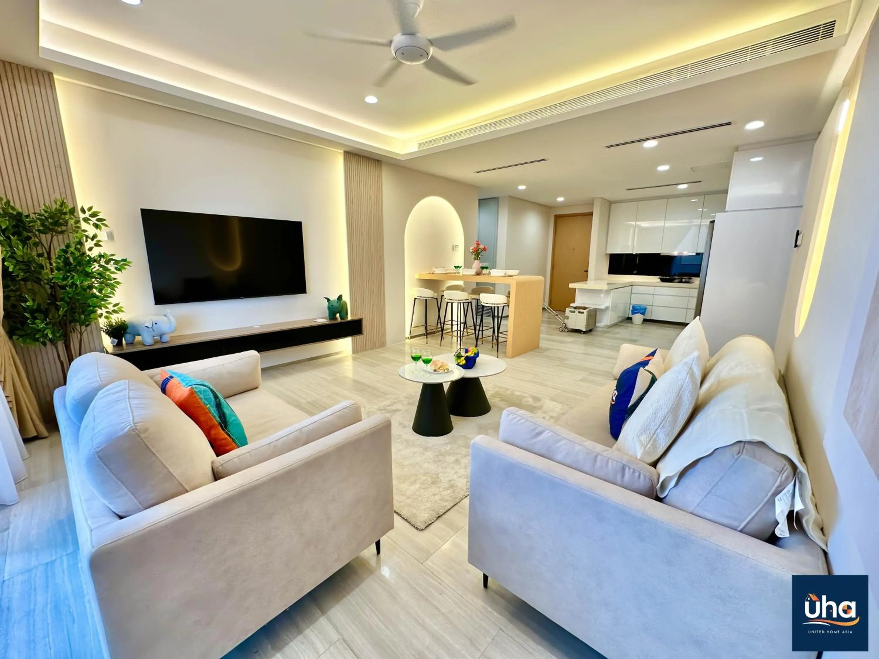 Pine Tree Suites by RR JBcity