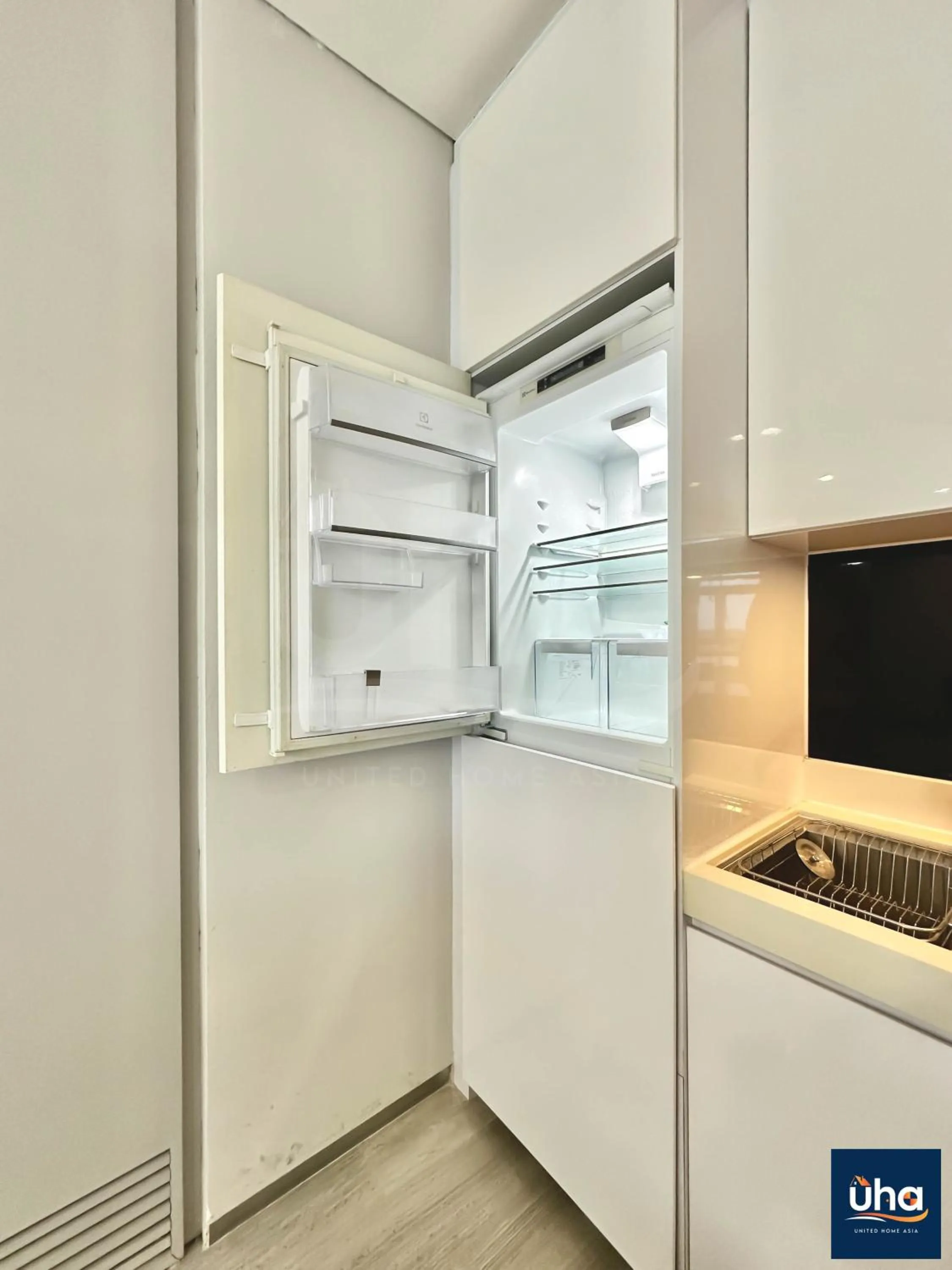 Pine Tree Suites by RR JBcity