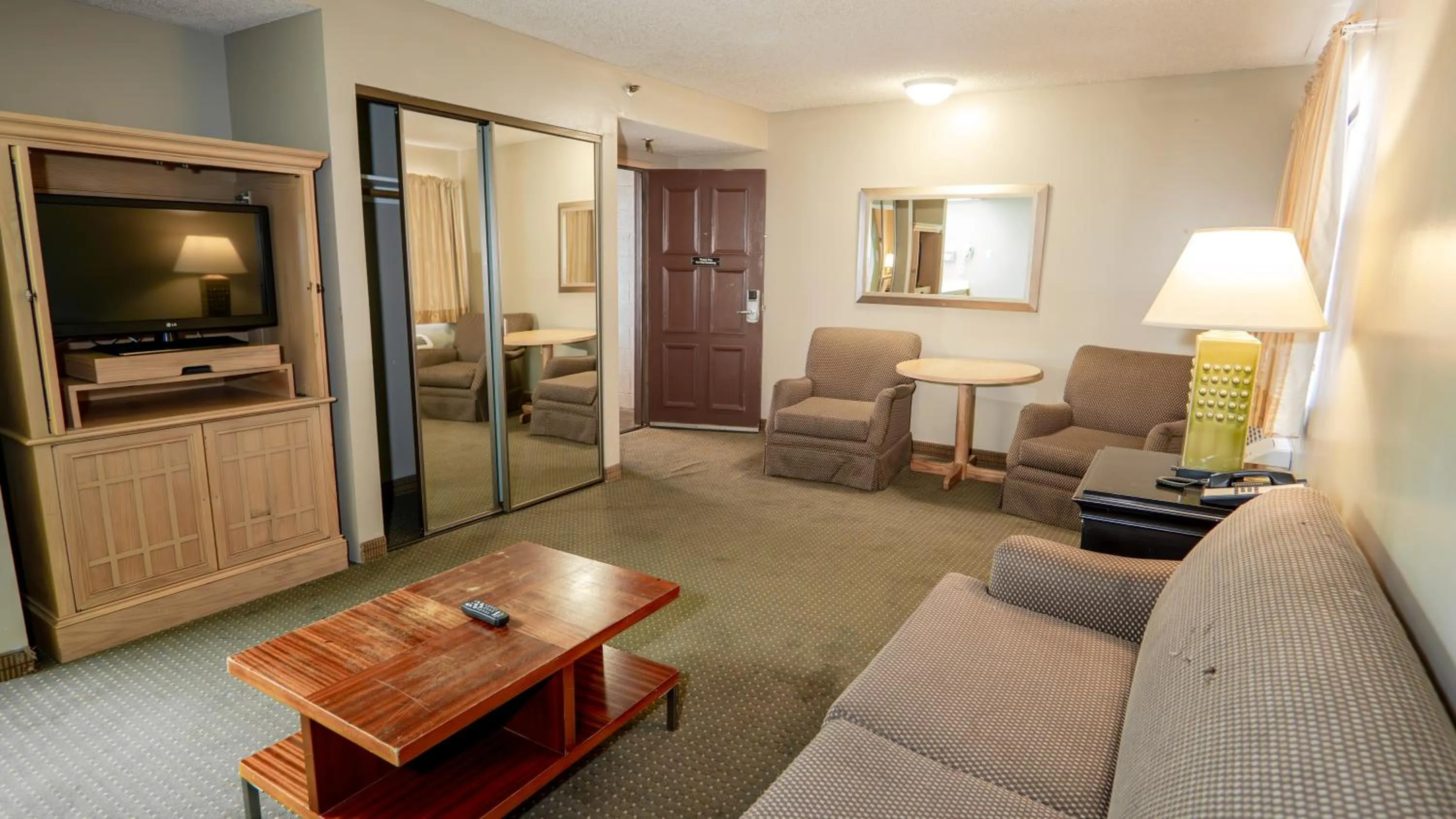 Living room in Motel 6 Victorville, CA - Civic Center - Route 66