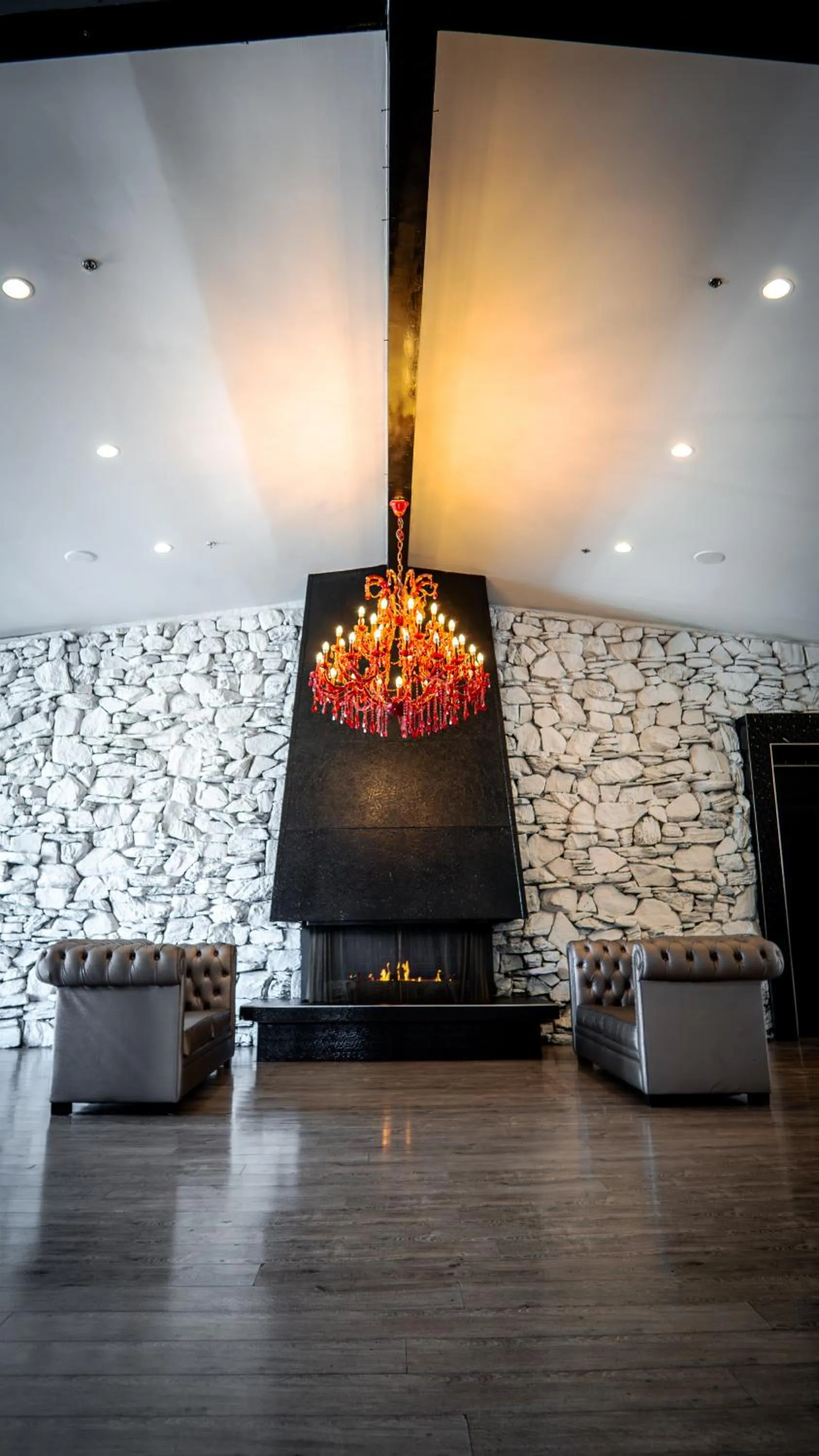 Lobby or reception in Motel 6 Victorville, CA - Civic Center - Route 66