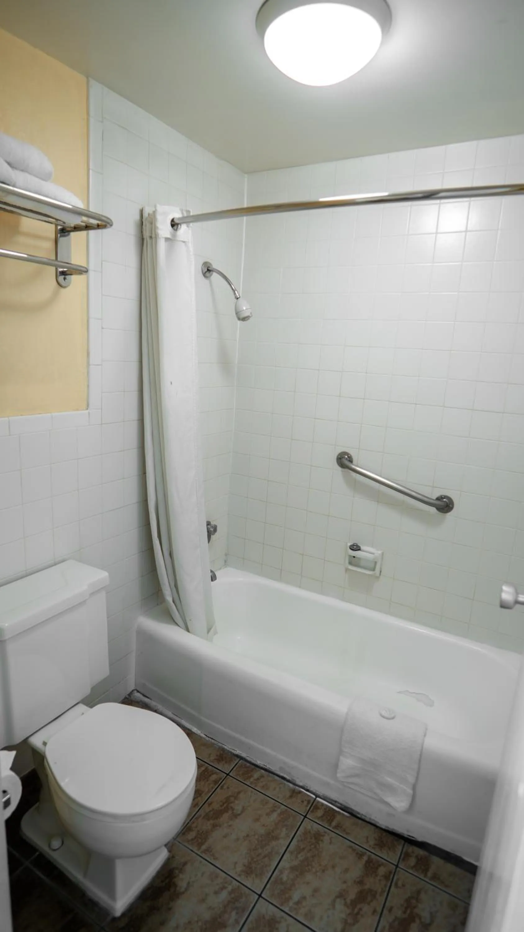 Shower in Motel 6 Victorville, CA - Civic Center - Route 66