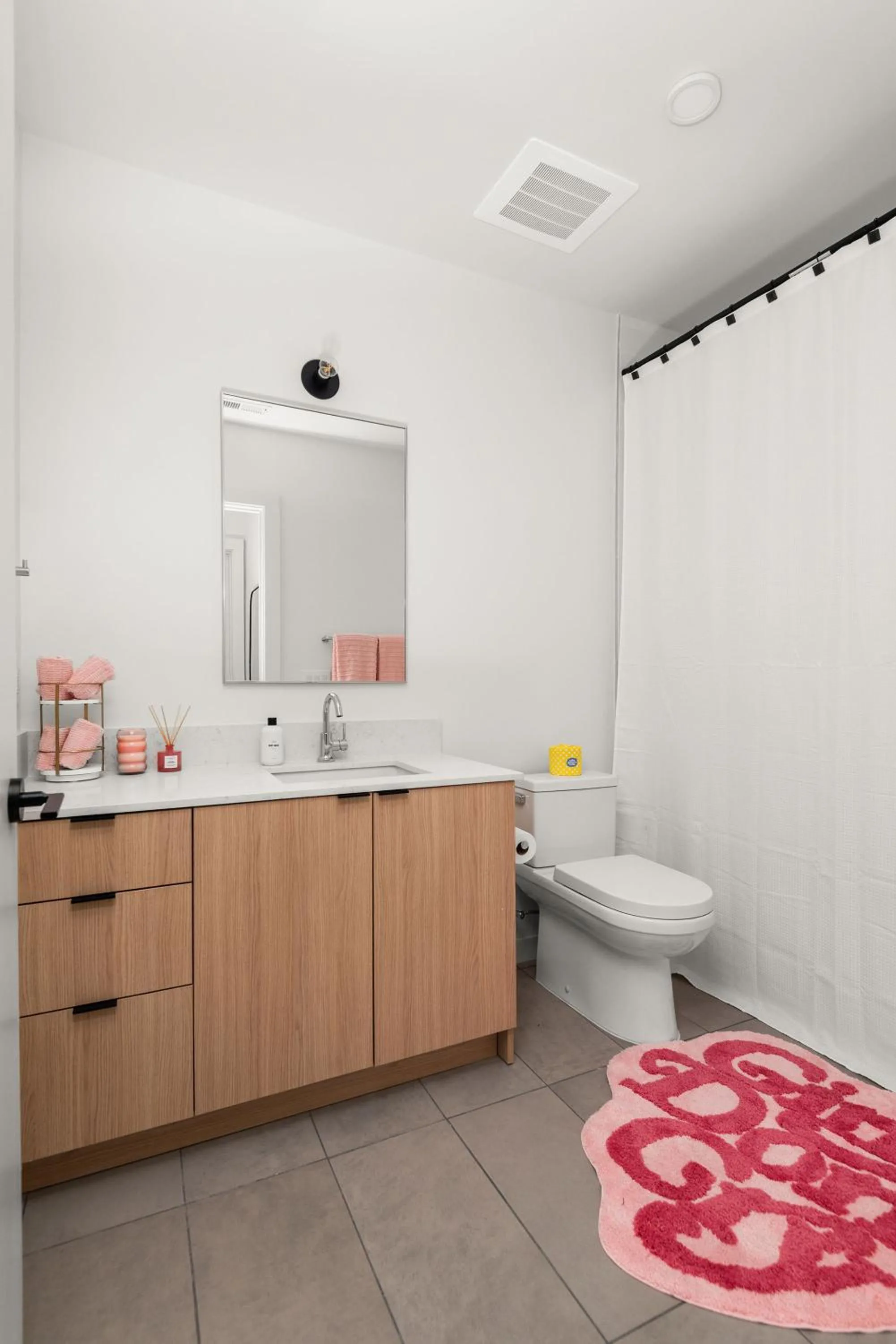 Bathroom in Hyve
