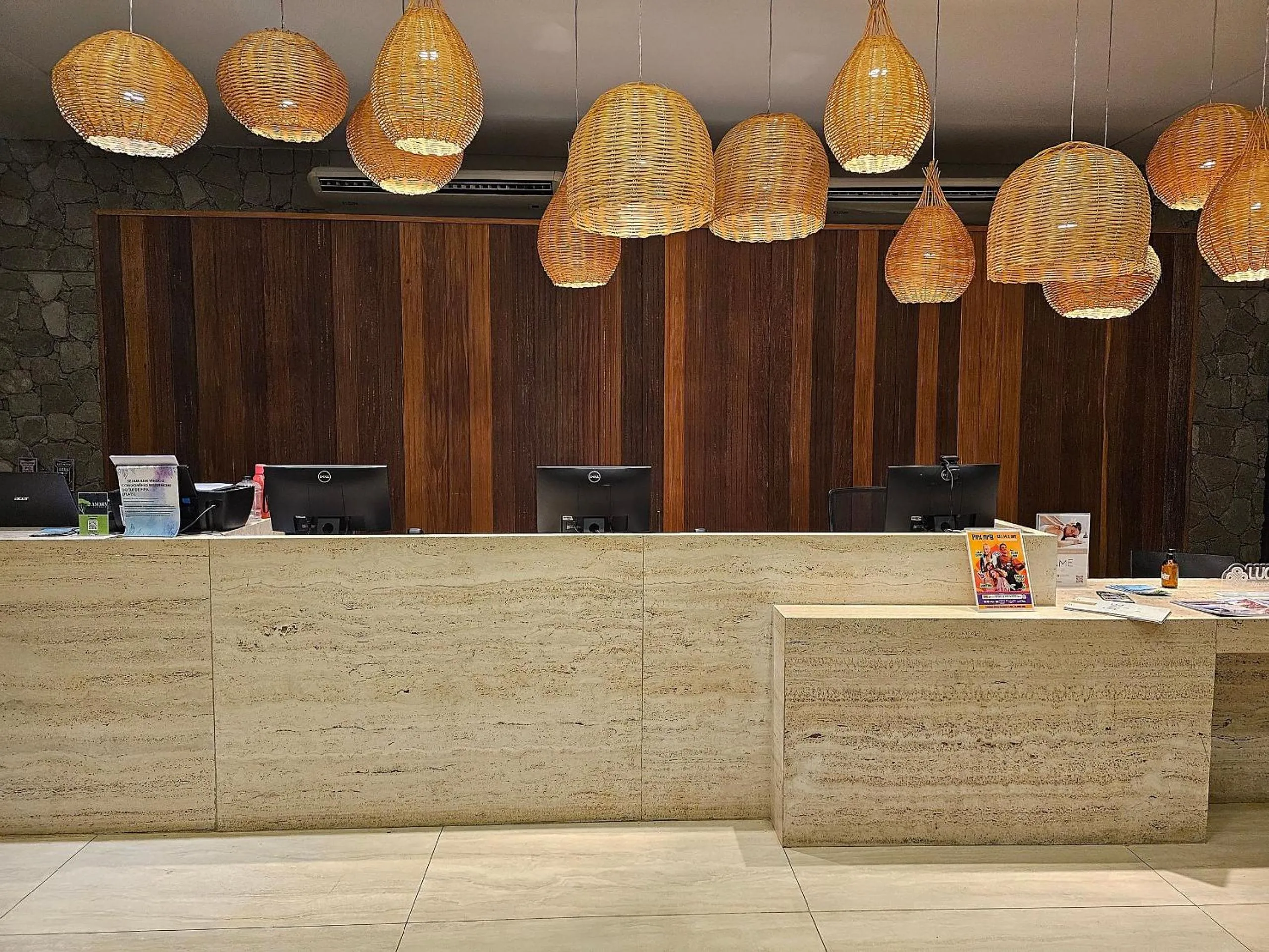 Lobby or reception in Flat Luxo com piscina privativa Resort île de Pipa Locar House
