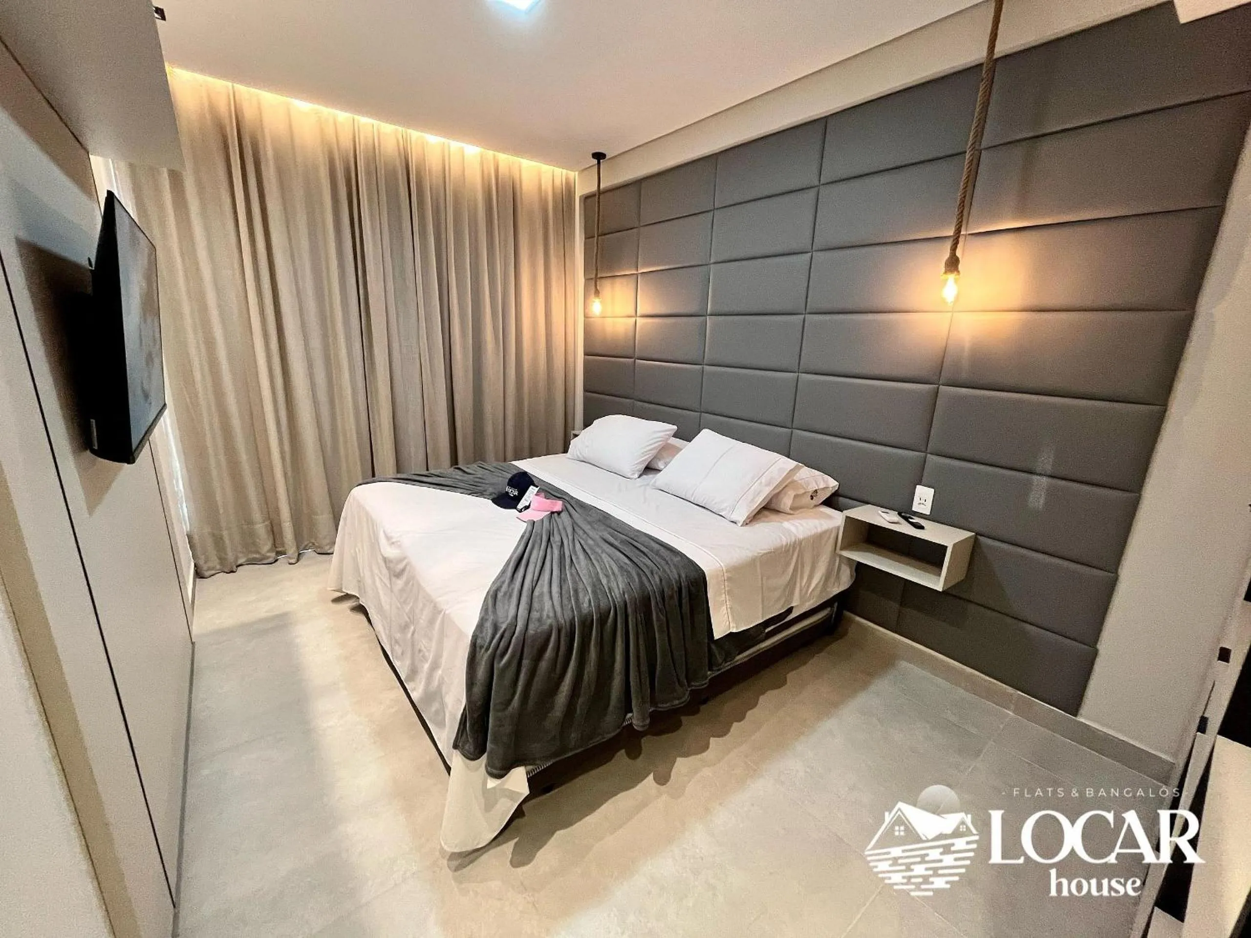 Bedroom, Bed in Flat Luxo com piscina privativa Resort île de Pipa Locar House