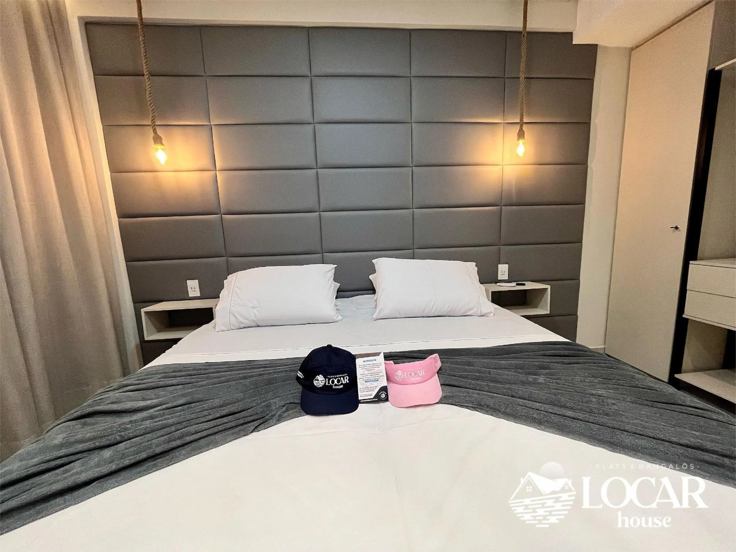 Photo of the whole room, Bed in Flat Luxo com piscina privativa Resort île de Pipa Locar House