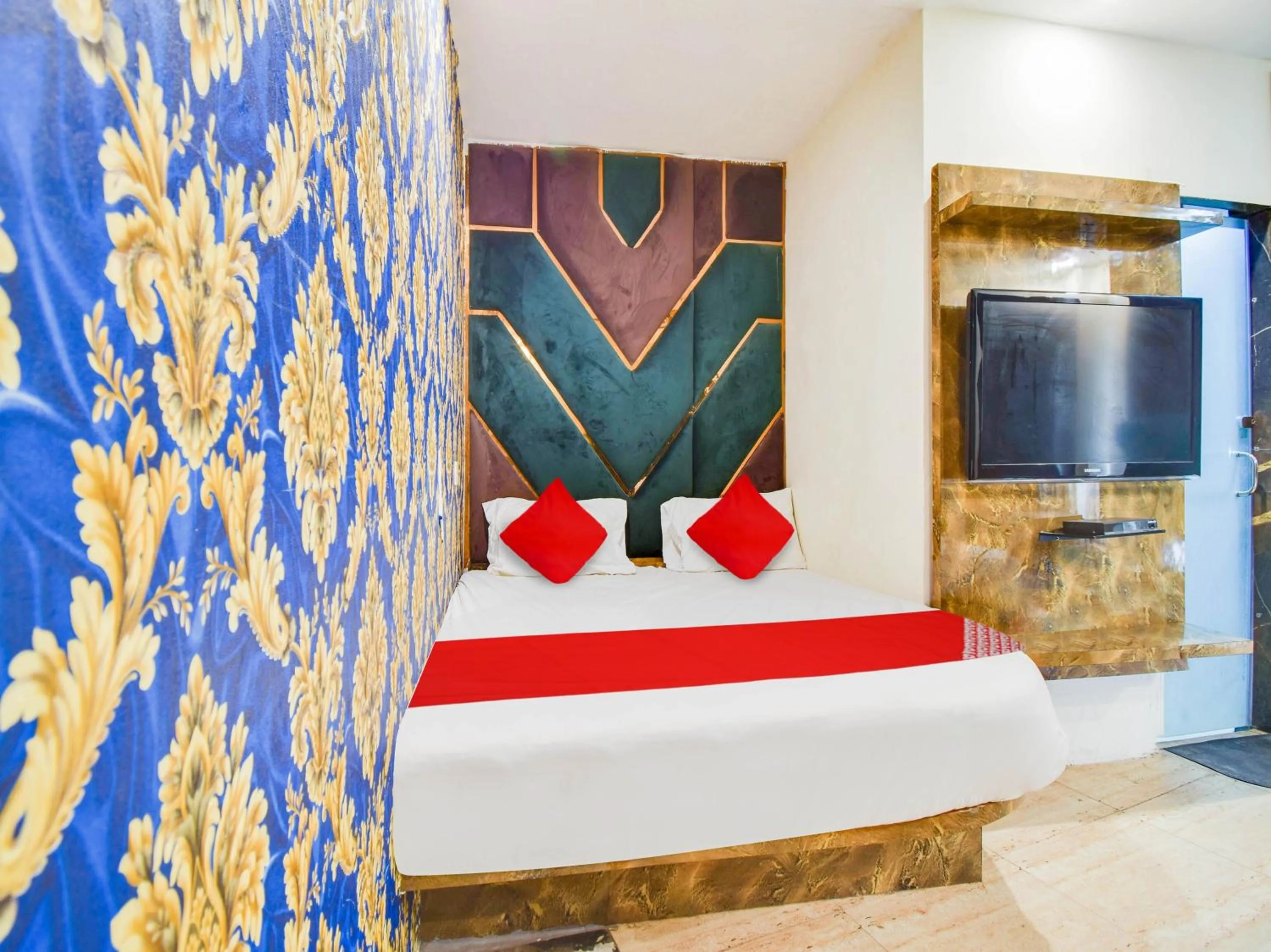 Bedroom in Hotel O Double RR