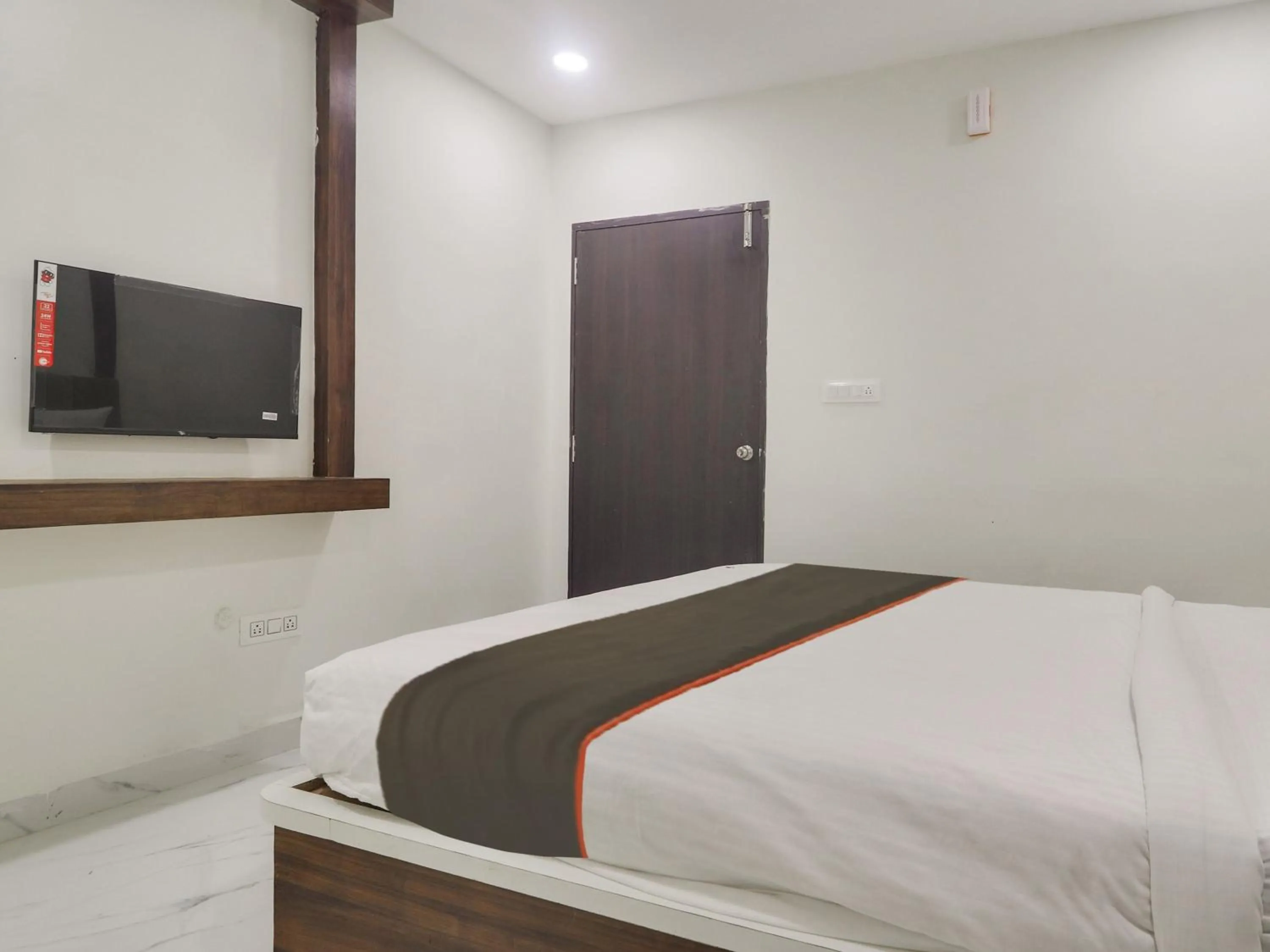 Bedroom, Bed in Collection O RB GRAND @ KOMPALLY