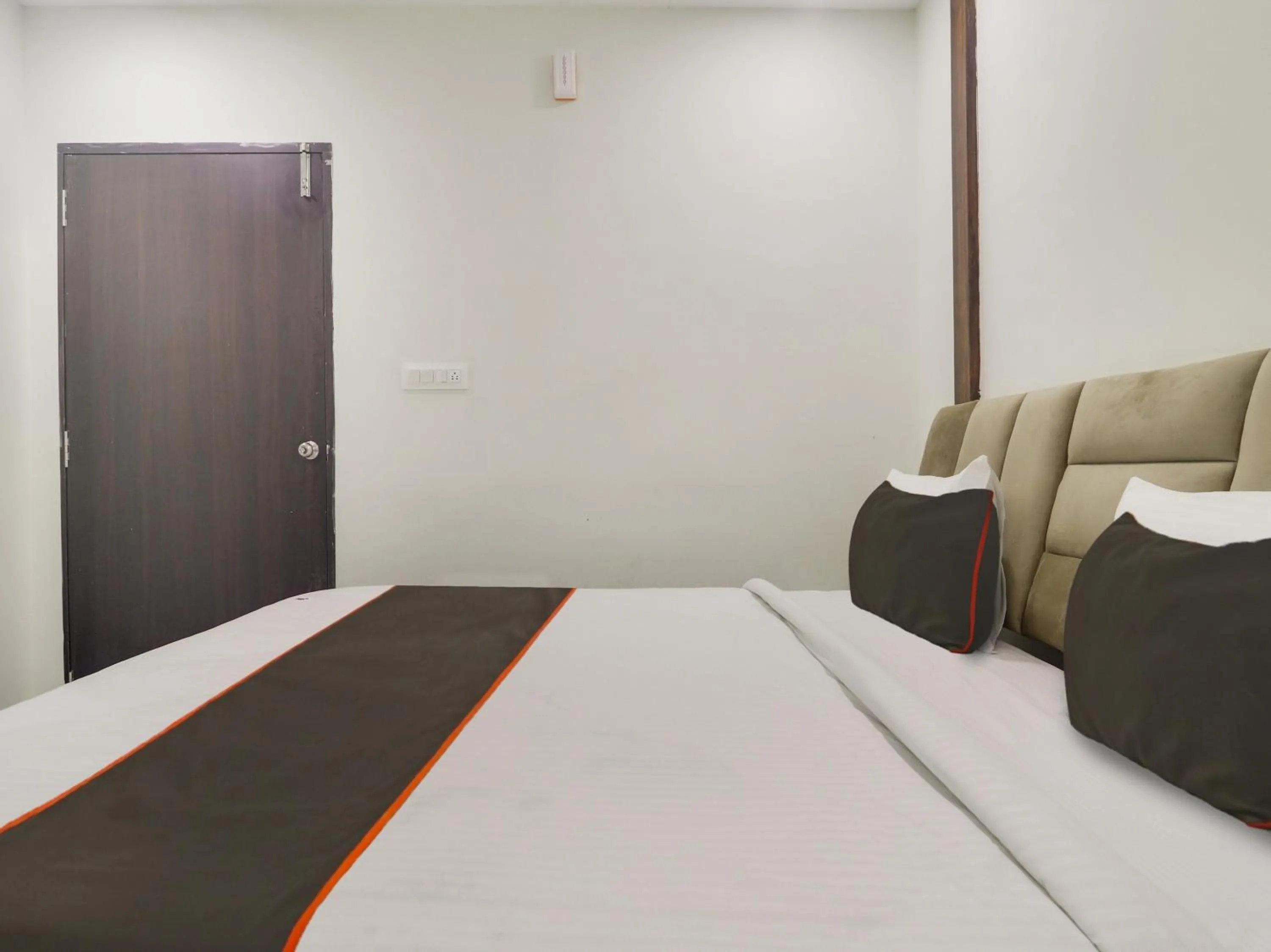 Bedroom, Bed in Collection O RB GRAND @ KOMPALLY