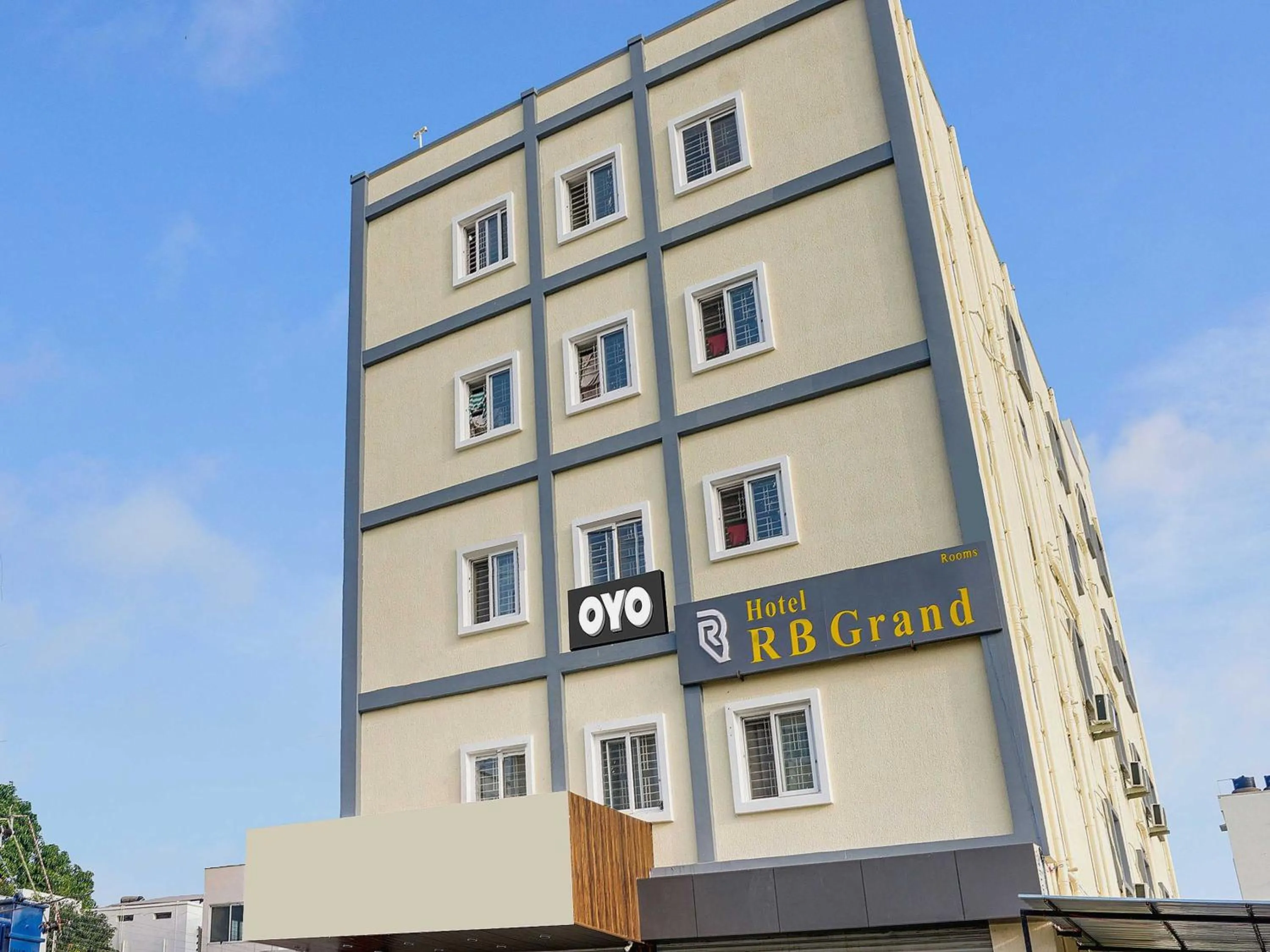 Facade/entrance in Collection O RB GRAND @ KOMPALLY