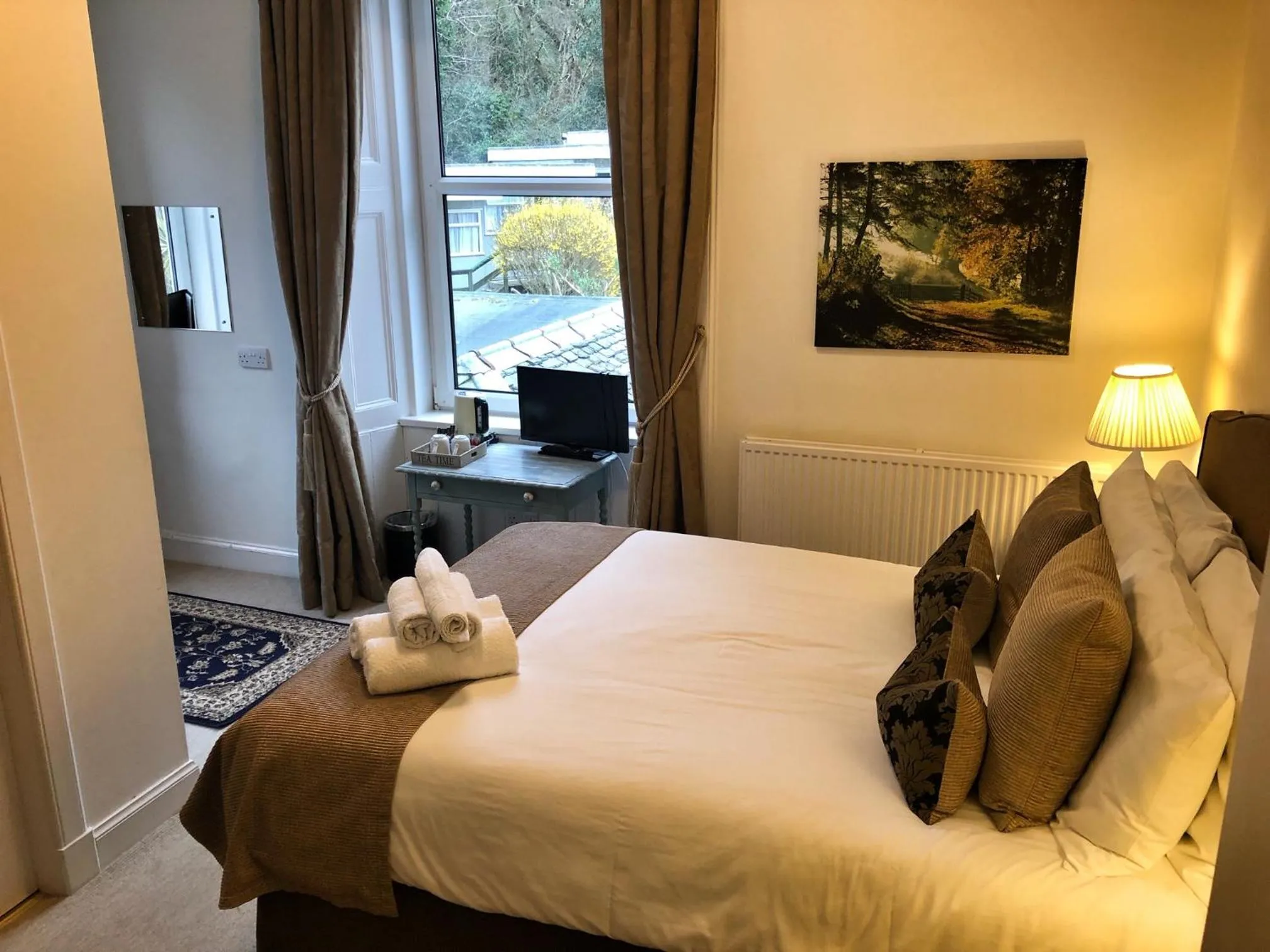 Bed in The Arran Lodge & Arran Sleep Huts