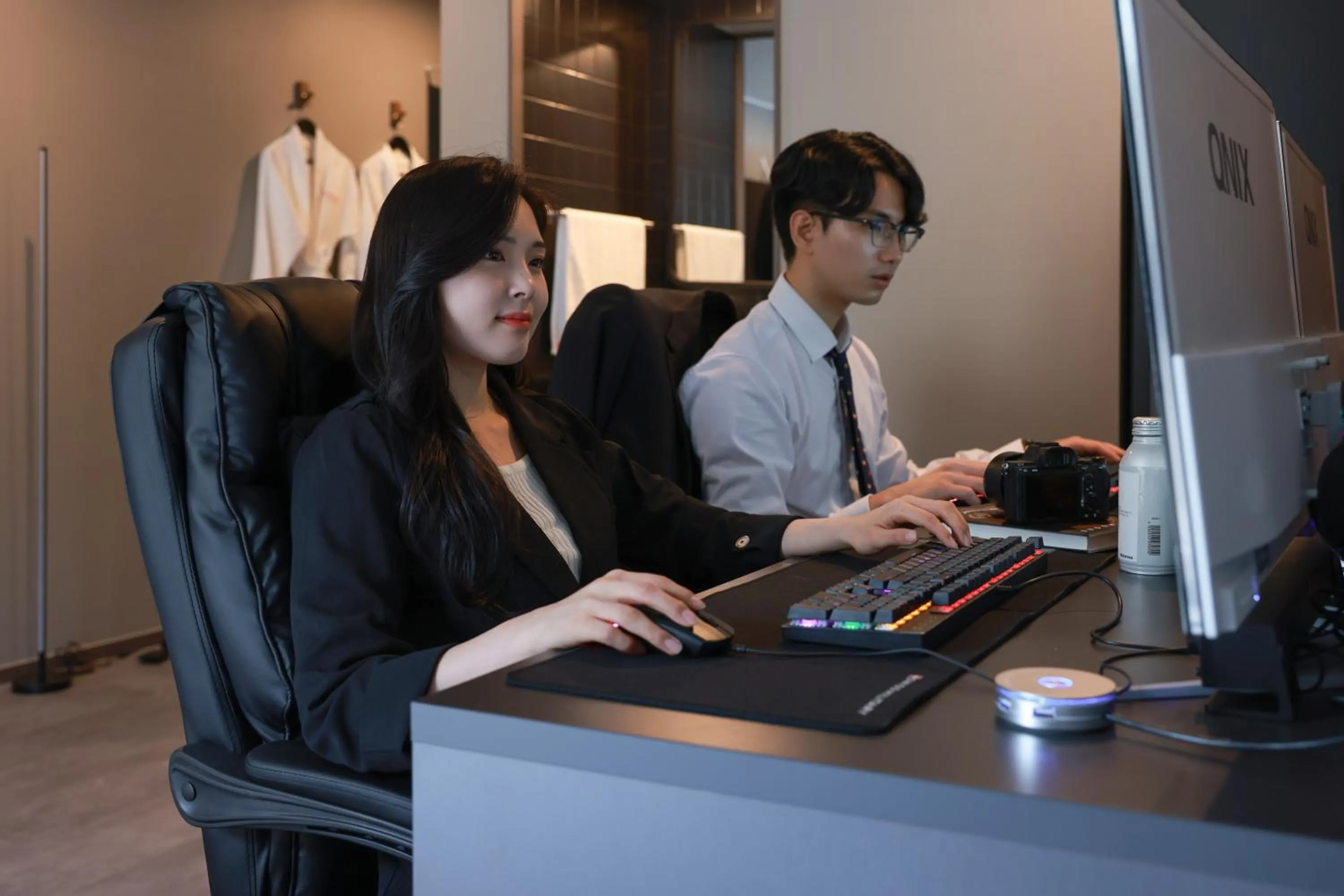 People in Workers Hotel Ansan by Aank