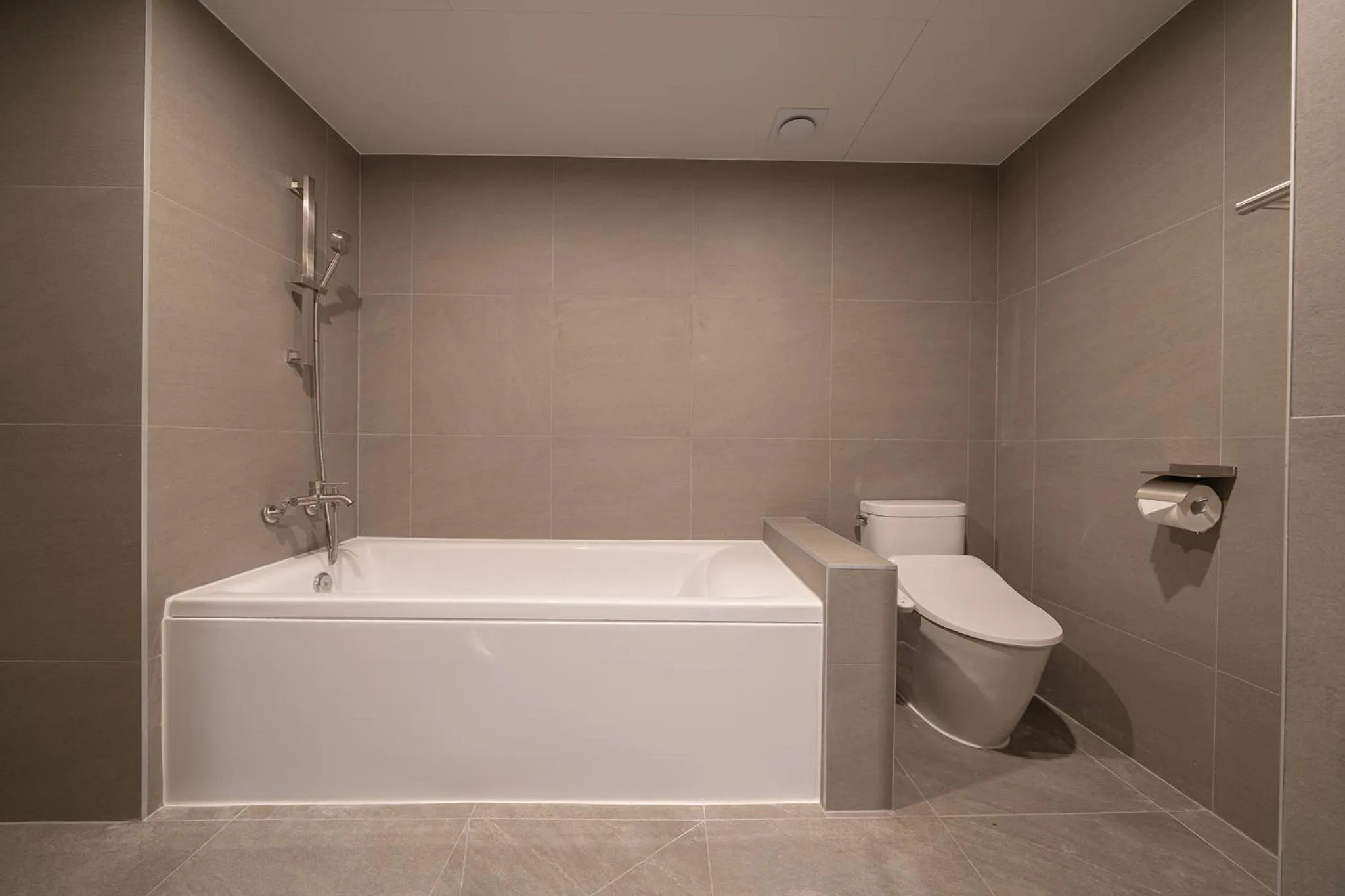 Shower in Workers Hotel Ansan by Aank