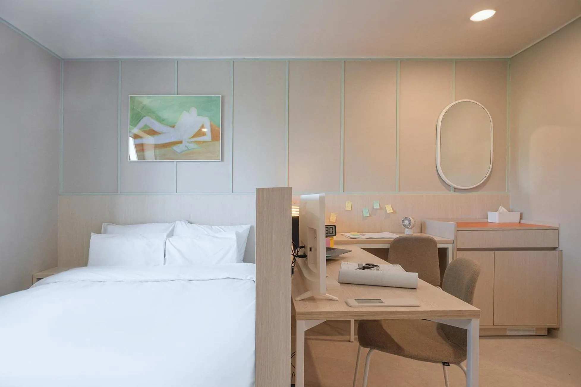 Bed in Workers Hotel Ansan by Aank