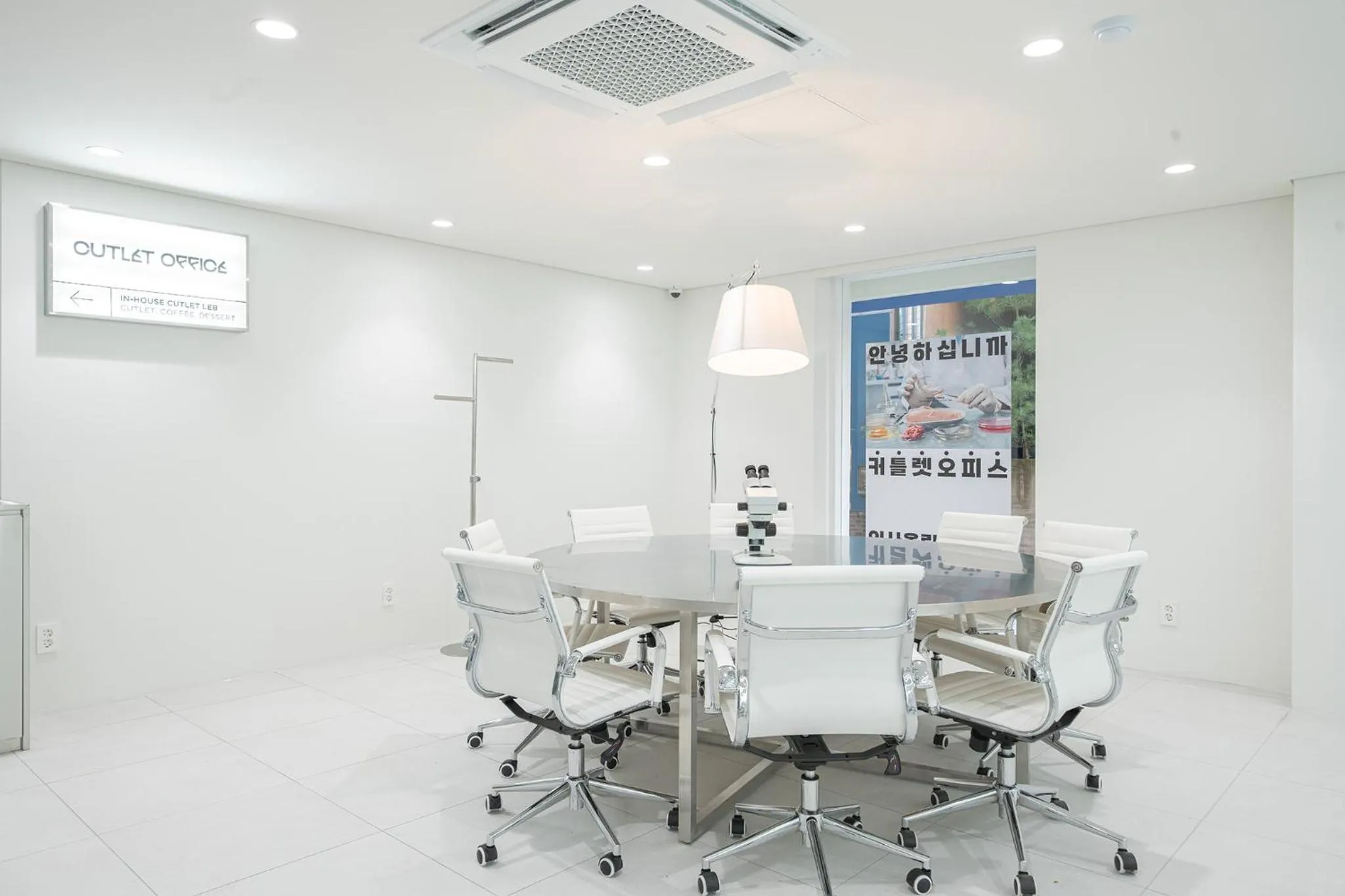 Restaurant/places to eat in Workers Hotel Ansan by Aank