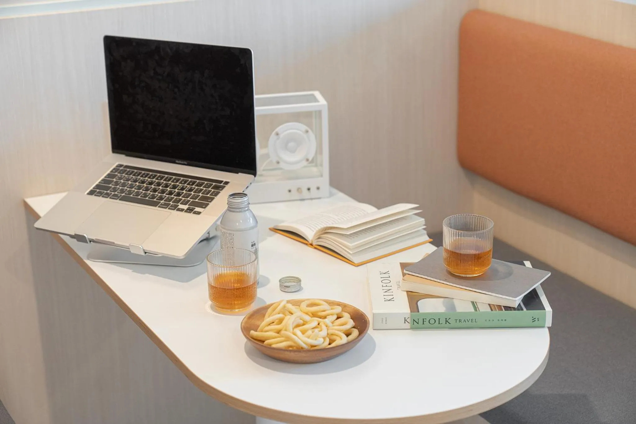 Drinks in Workers Hotel Ansan by Aank