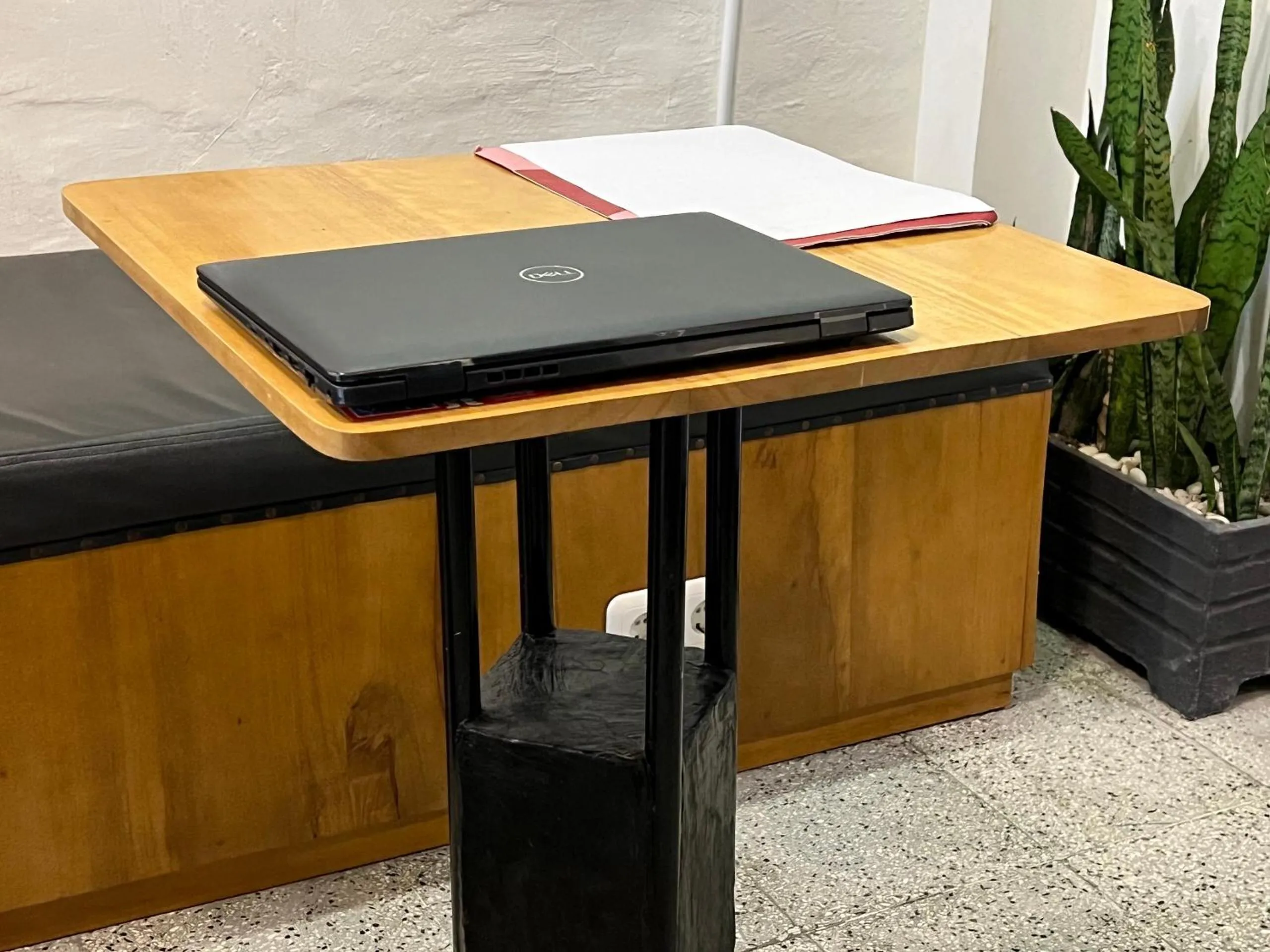 Lobby or reception in Hotel O Wisma Aliyah Near Sidrap