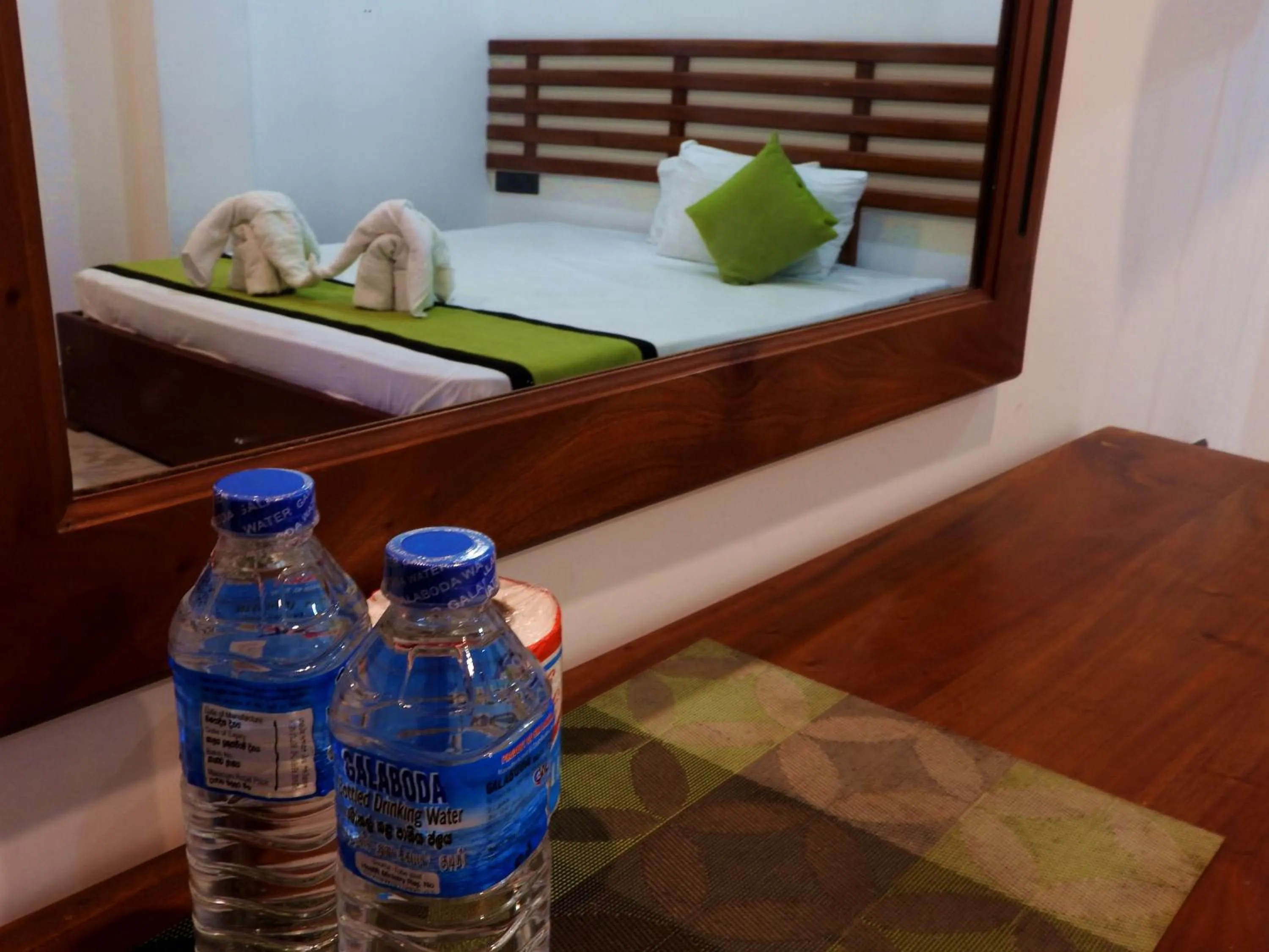 Bedroom, Bed in Green Heaven Resort Kandy