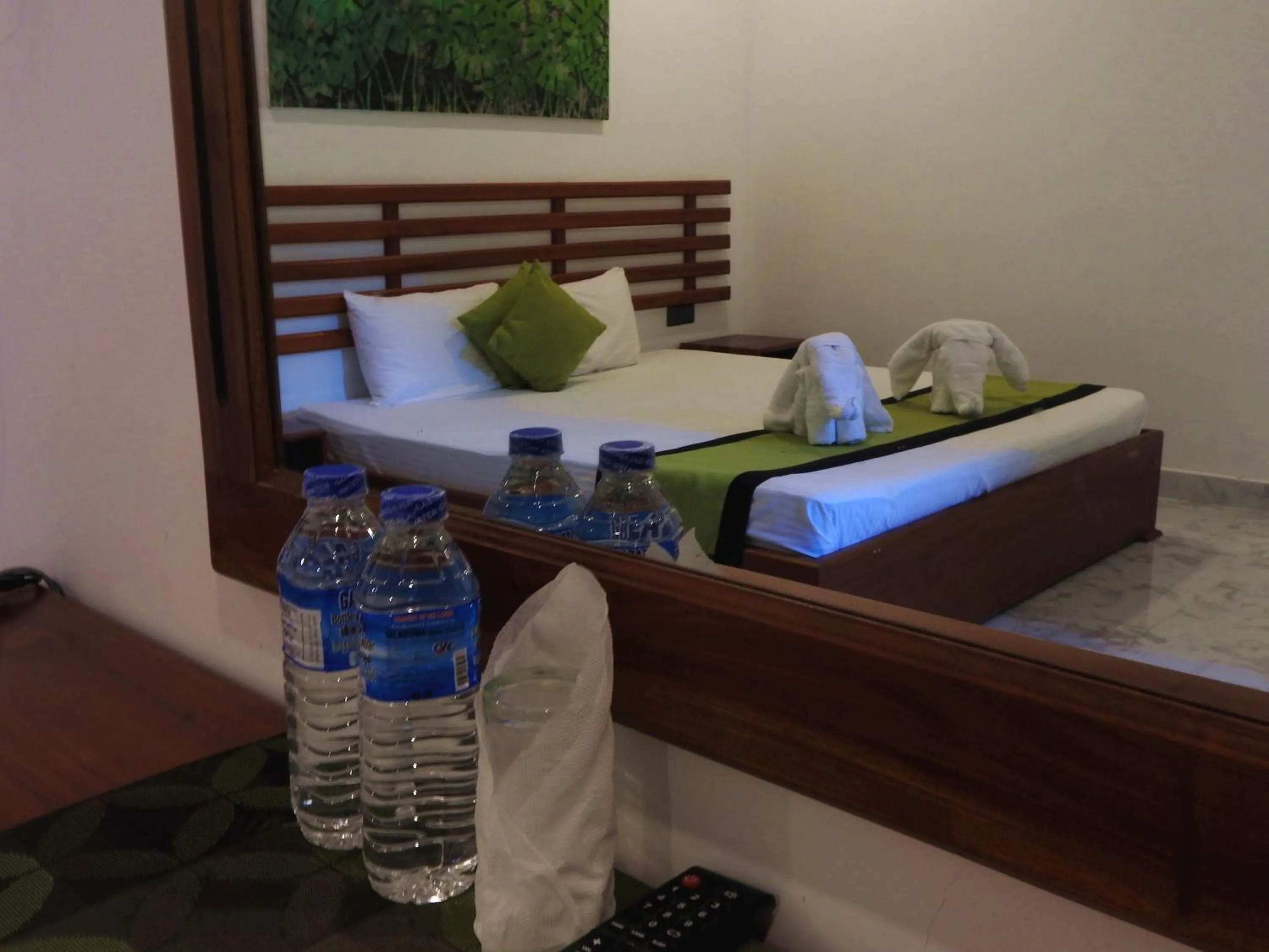 Bedroom, Bed in Green Heaven Resort Kandy